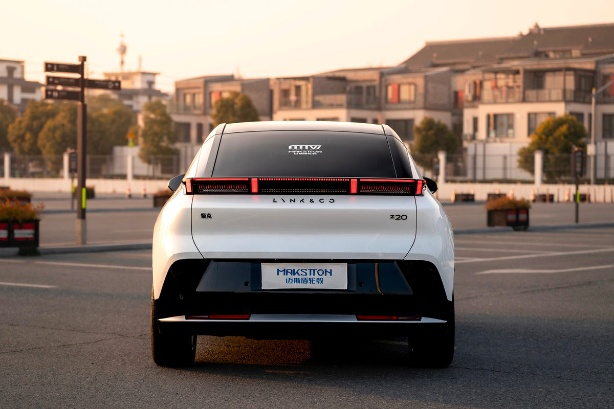 LYNK&CO Z20-005-FF MR7