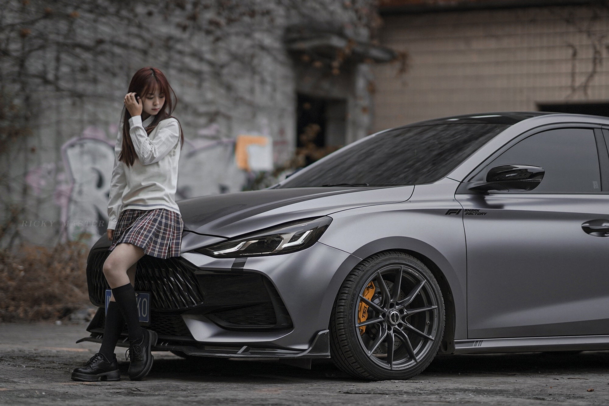 MG5-005-FF 011
