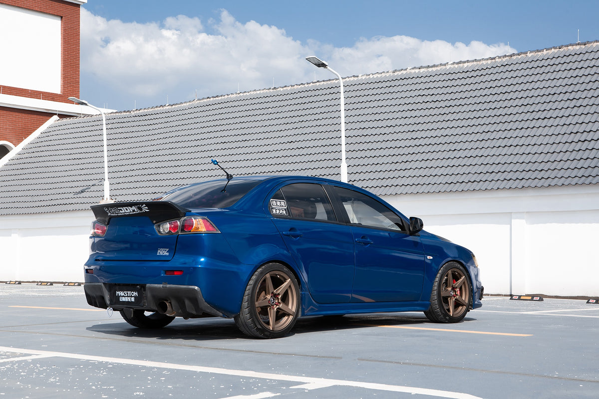 MITSUBISHI LANCER-002-MST 716
