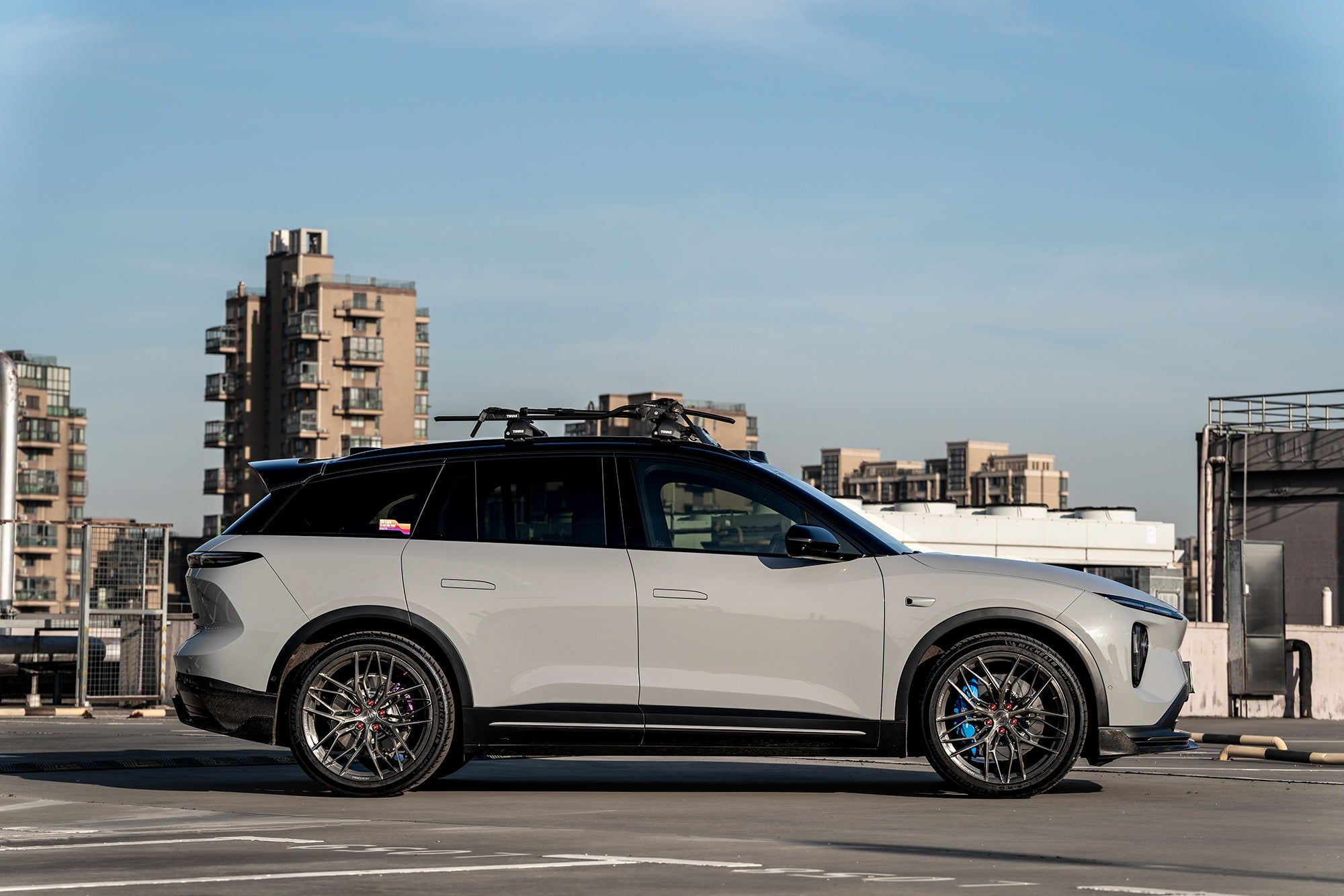 NIO ES6-001-FG FK08