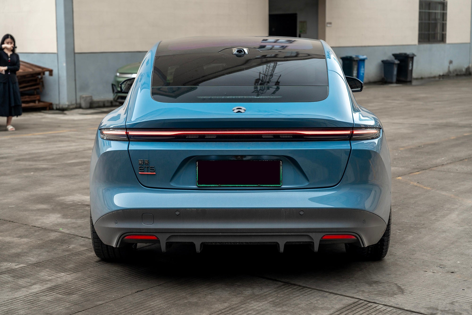 NIO ET5-003-FF FK07T