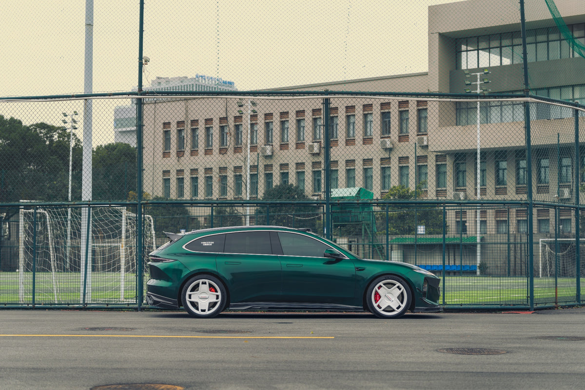 NIO ET5T-001-FG BO02