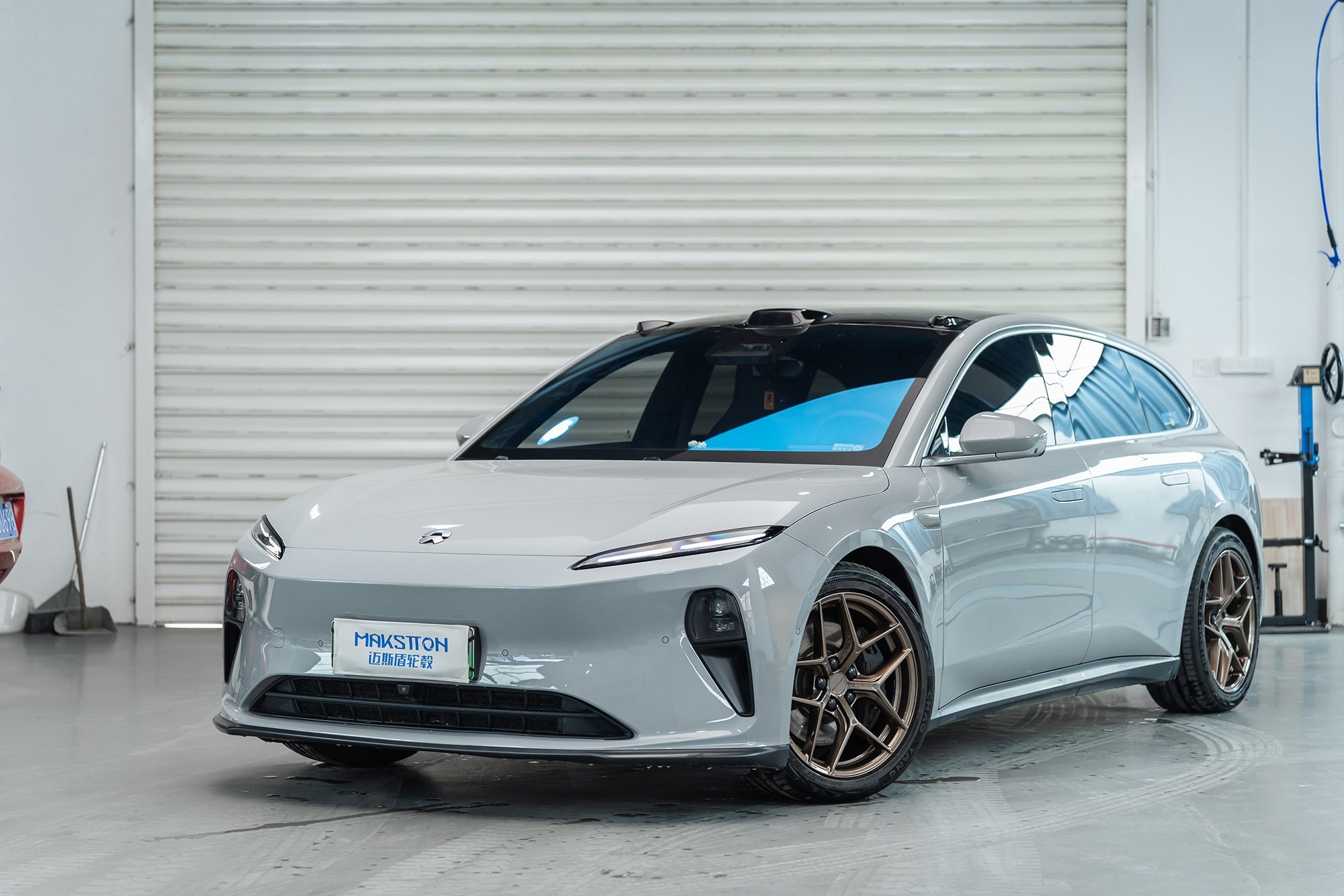 NIO ET5T-002-FF FK07
