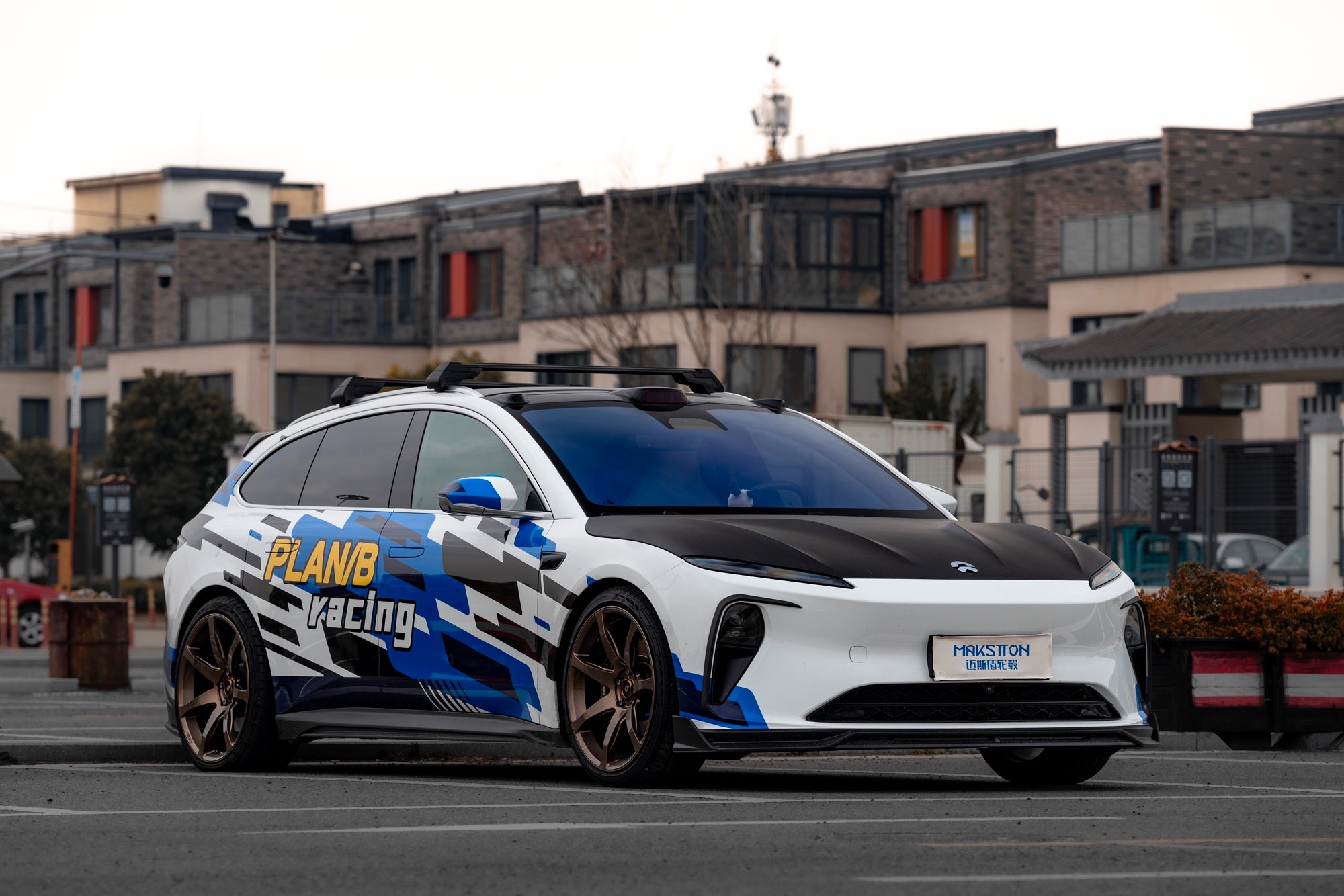 NIO ET5T-002-FG MR7