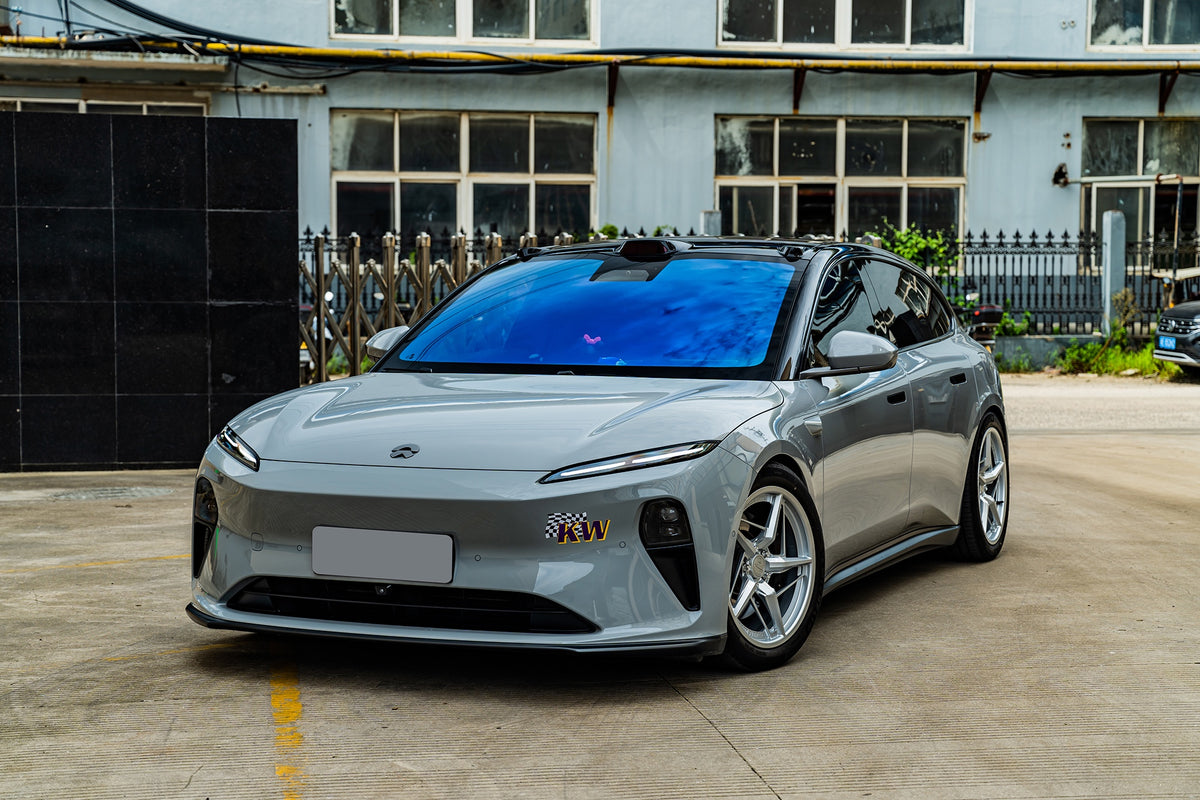 NIO ET5T-003-FG LURK5