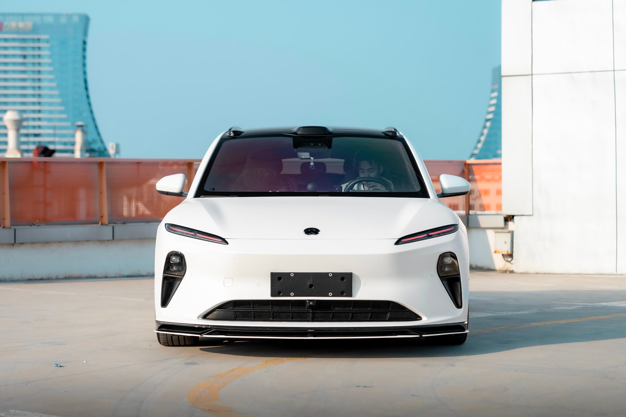 NIO ET5T-004-FF MR7