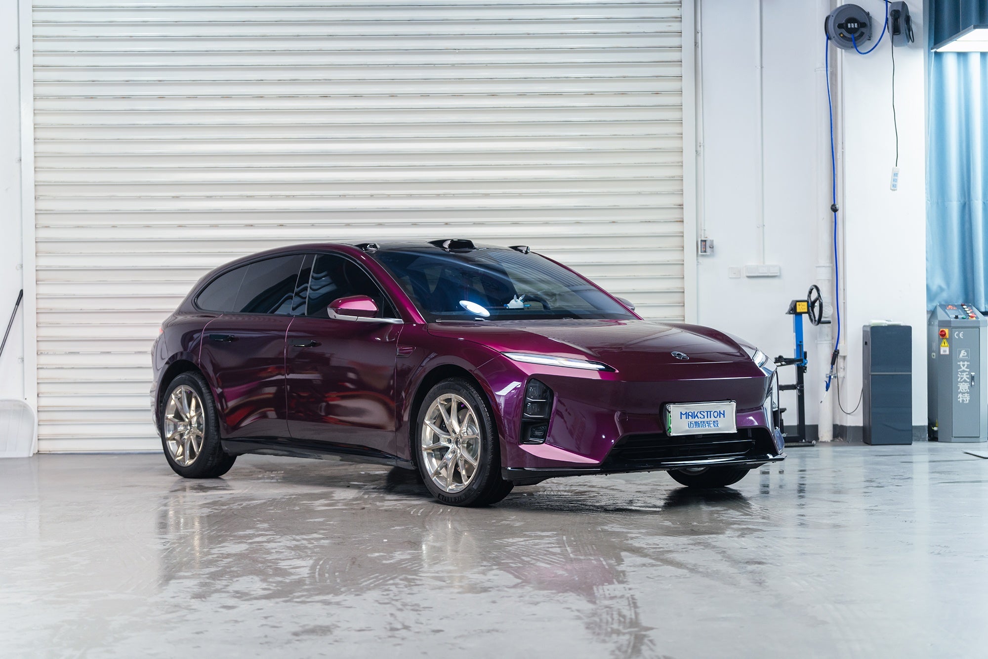 NIO ET5T-004-FG FR9