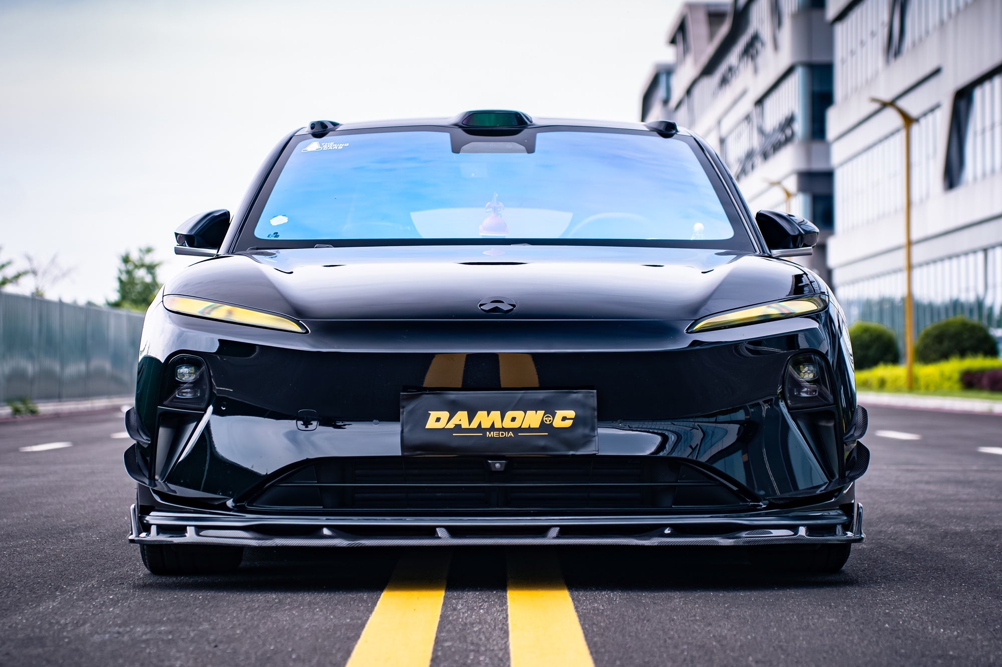 NIO ET5T-005-FF MR7