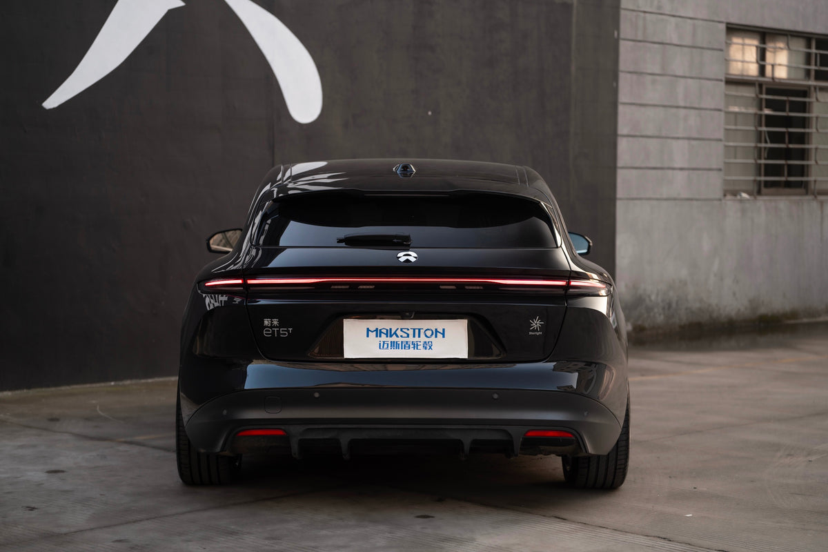NIO ET5T-005-FG 715