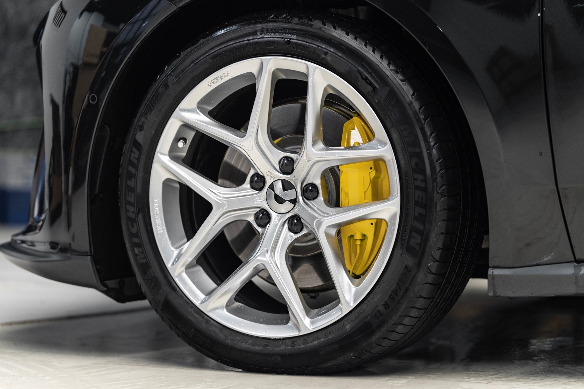 NIO ET5T-006-FG FK07R