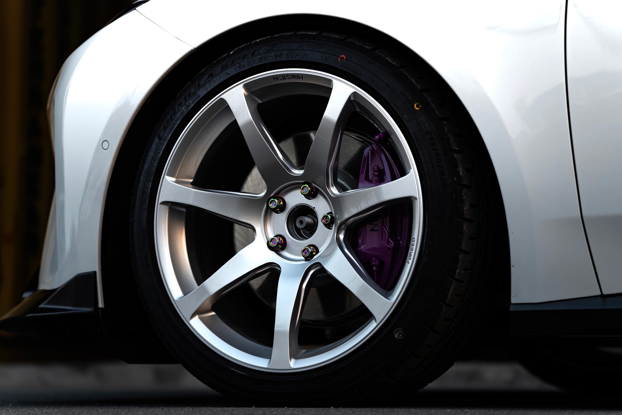 NIO ET5T-006-FG MR7