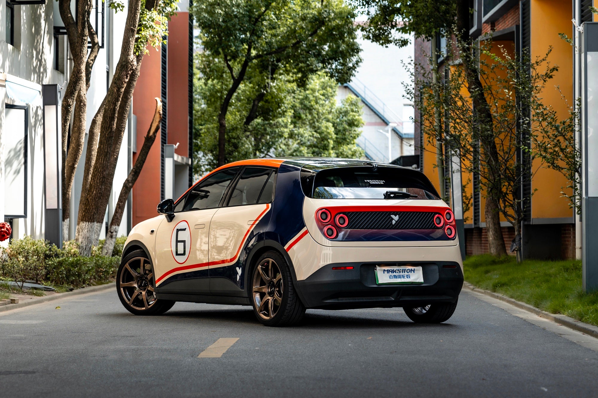 NIO FIREFLY-003-FF MR7