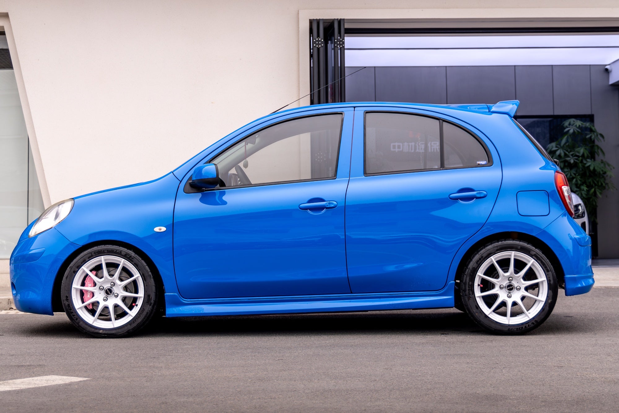 NISSAN MARCH-001-FF FK75S