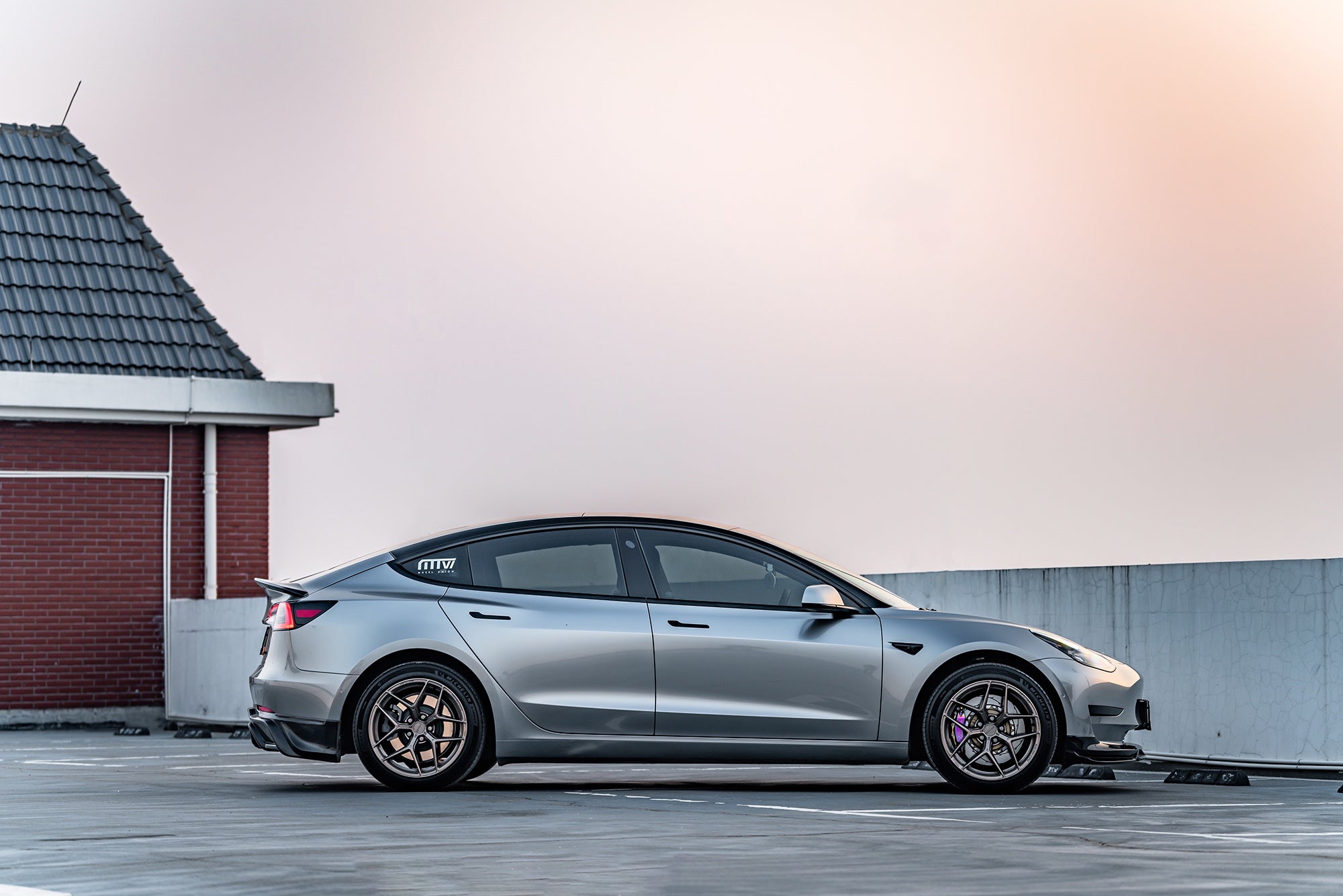TESLA MODEL3-001-FF FK07