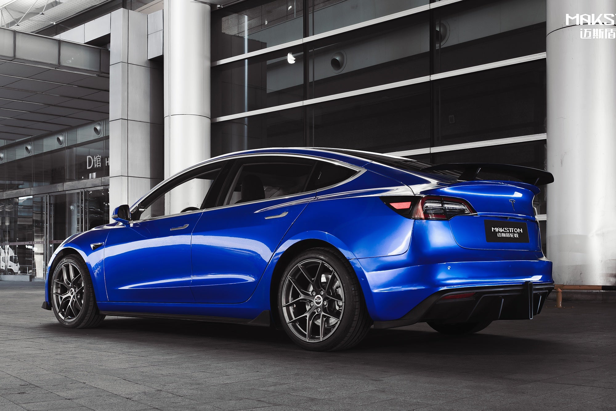 TESLA MODEL3-005-FF 009