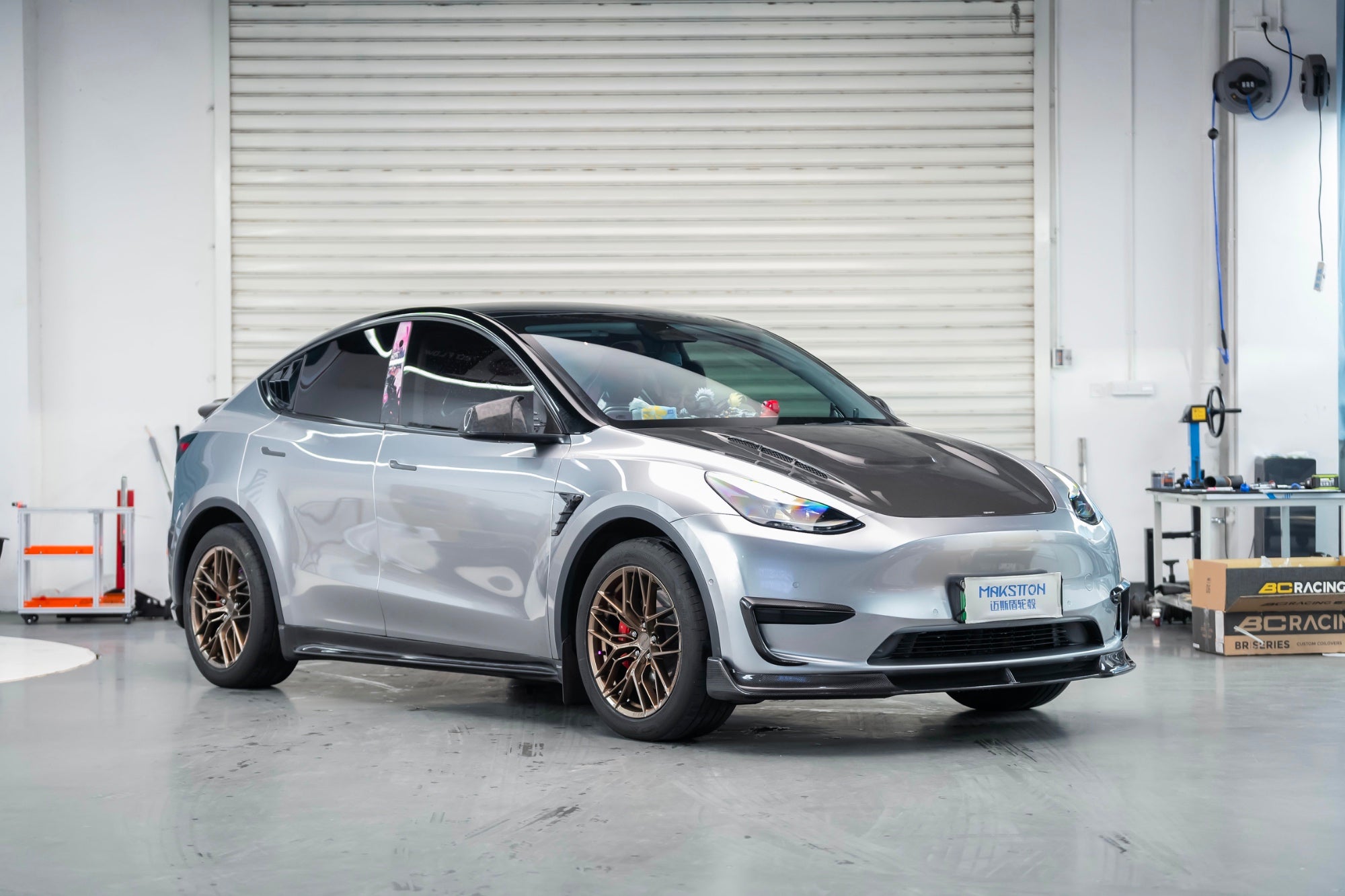 TESLA MODELY-003-FF FK08