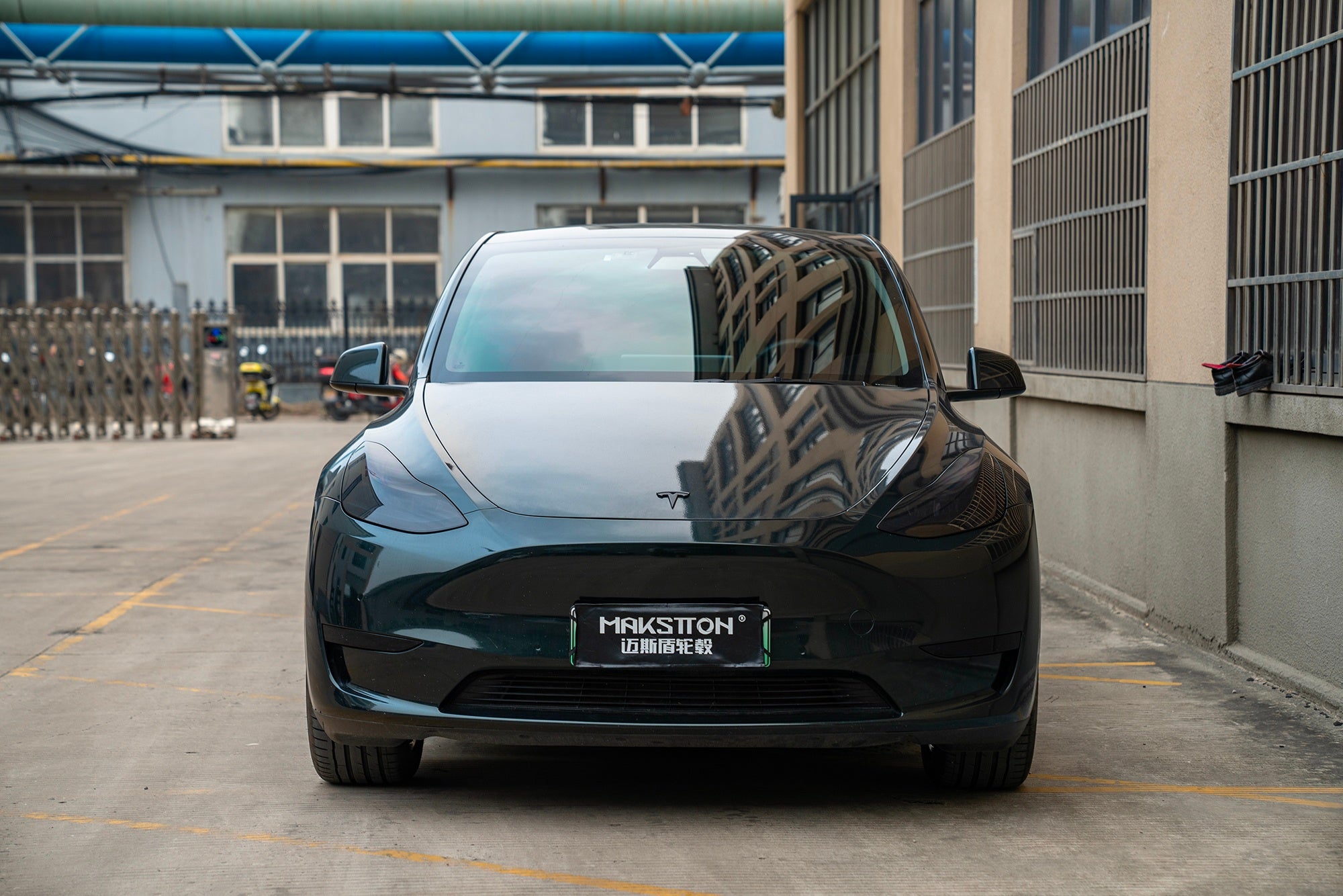 TESLA MODELY-005-FF FK07