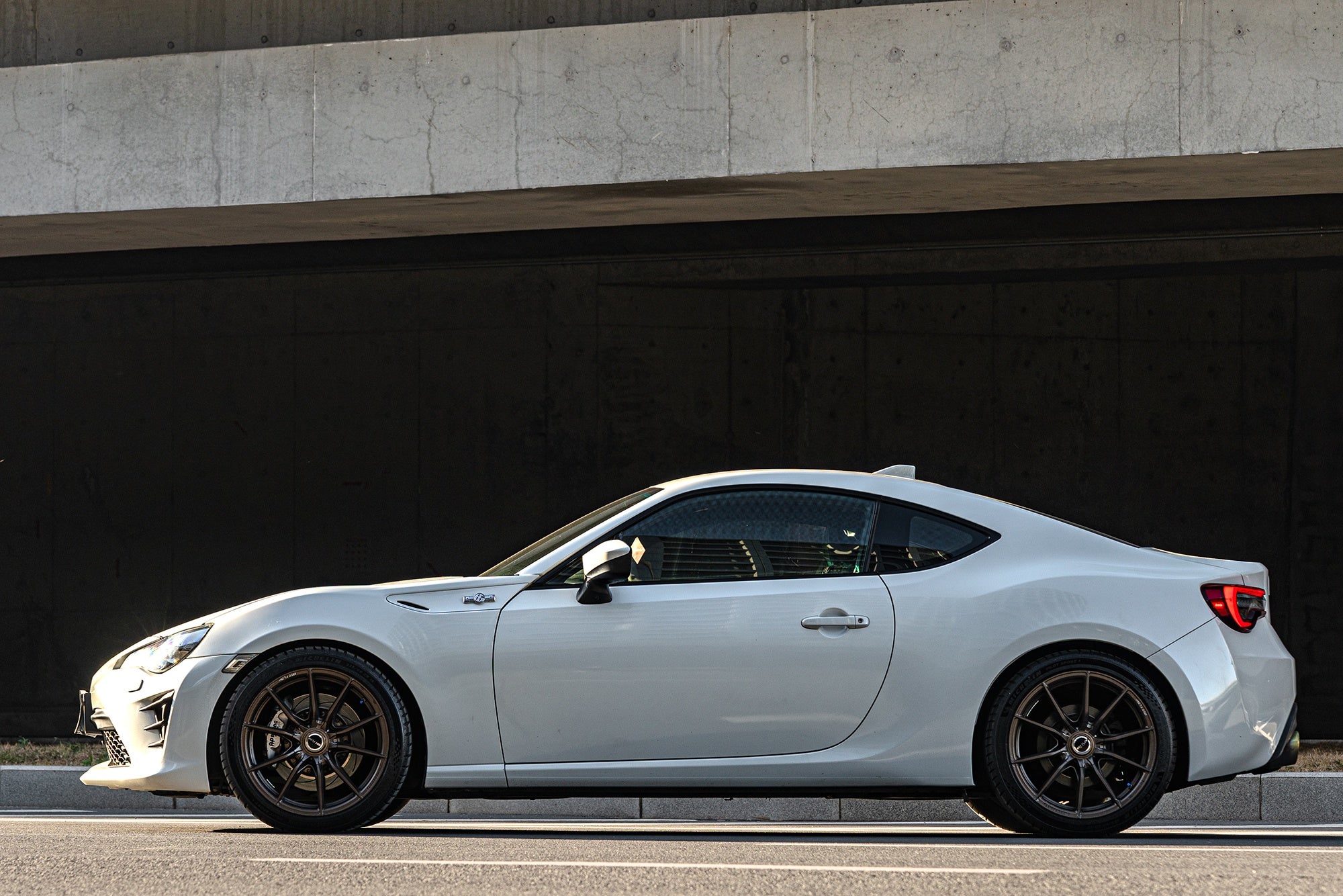TOYOTA FT86-001-FF 011
