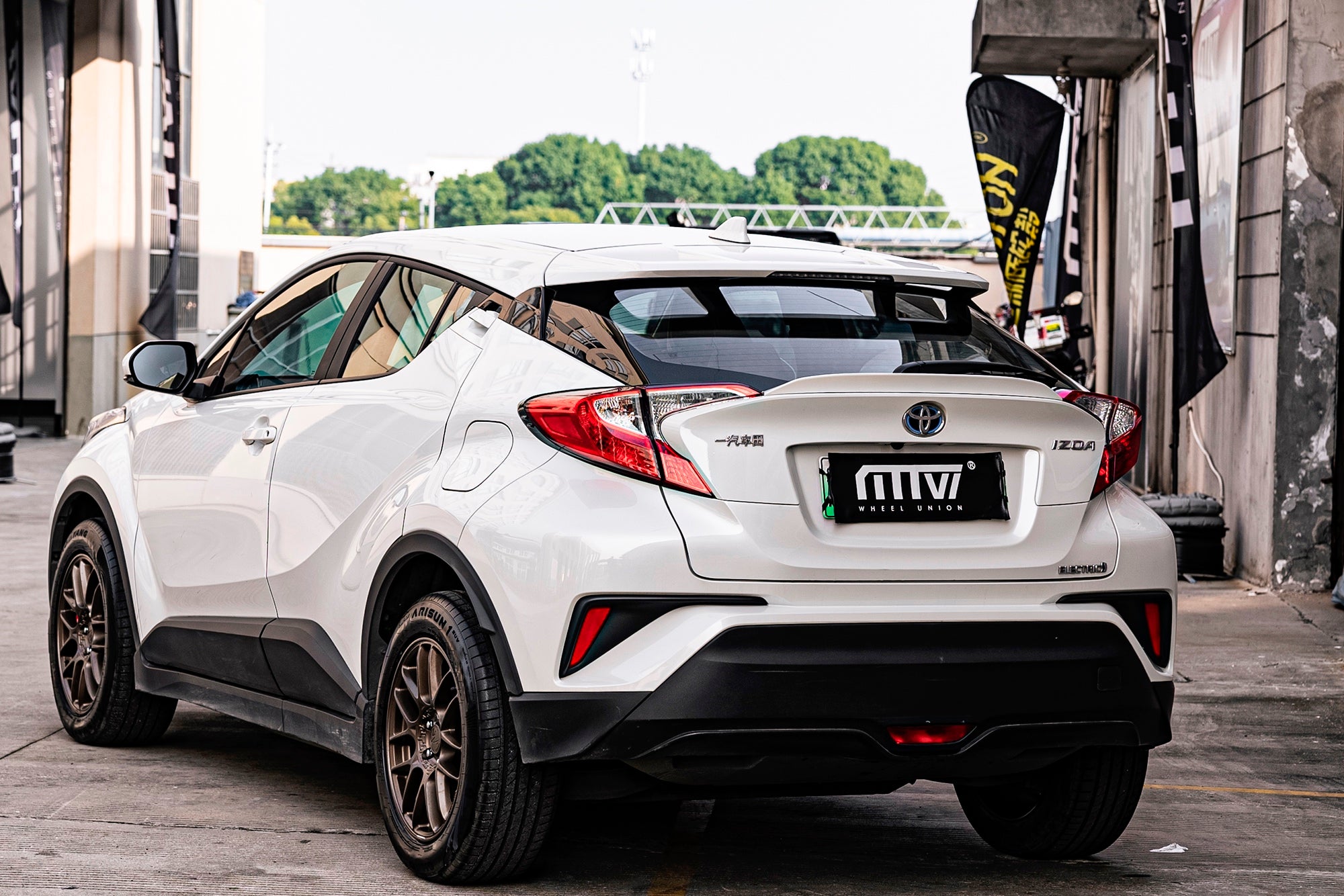 TOYOTA IZOA-003-MST CK70