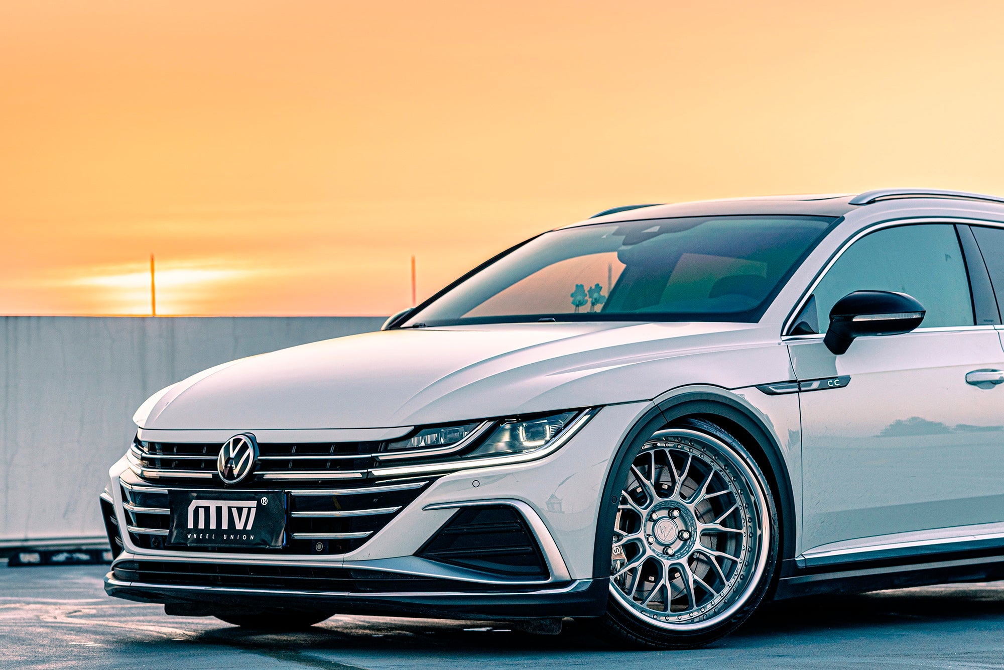 VOLKSWAGEN CC-003-FG2P TOTEM