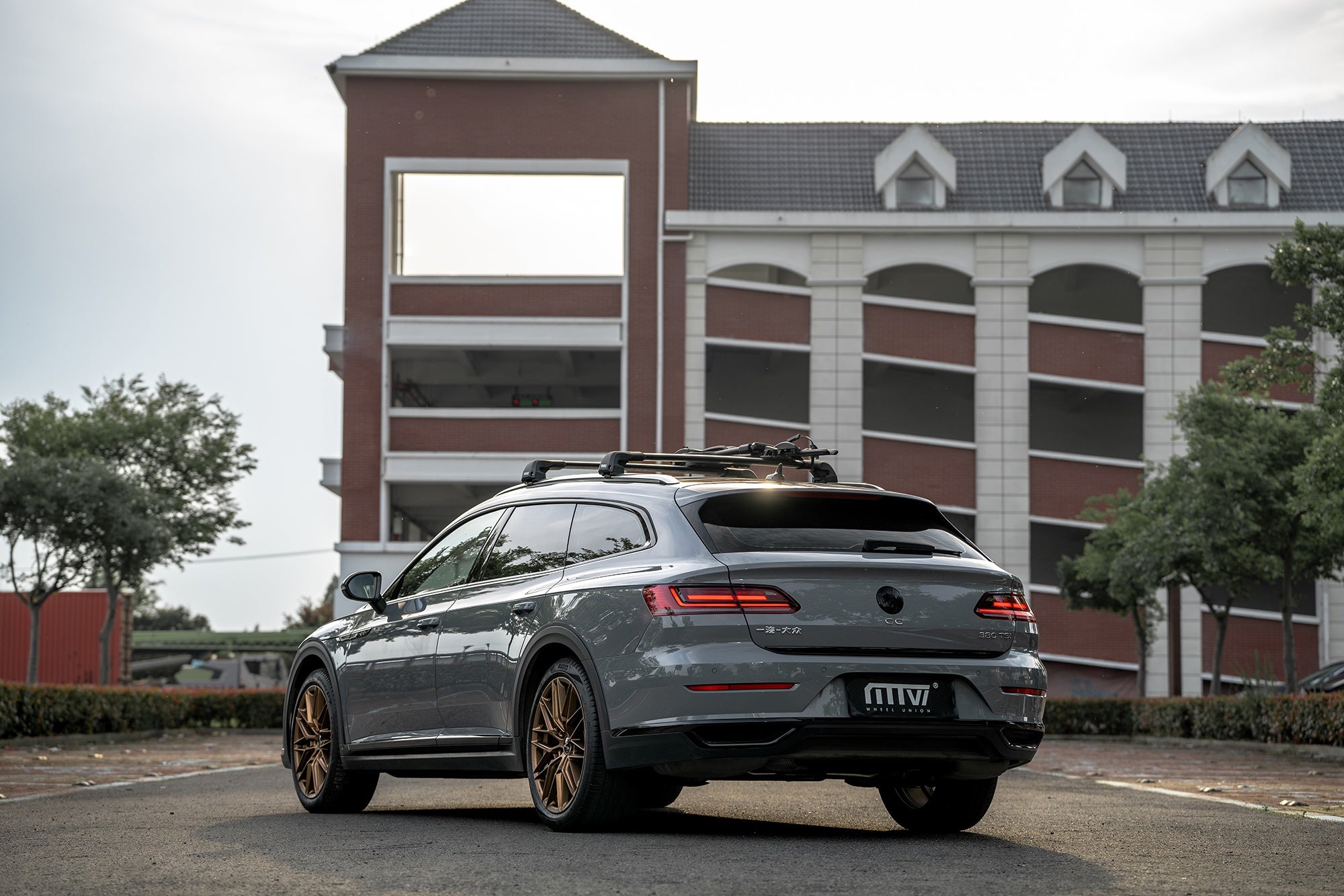 VOLKSWAGEN CC SHOOTING BRAKE-004-MST 715