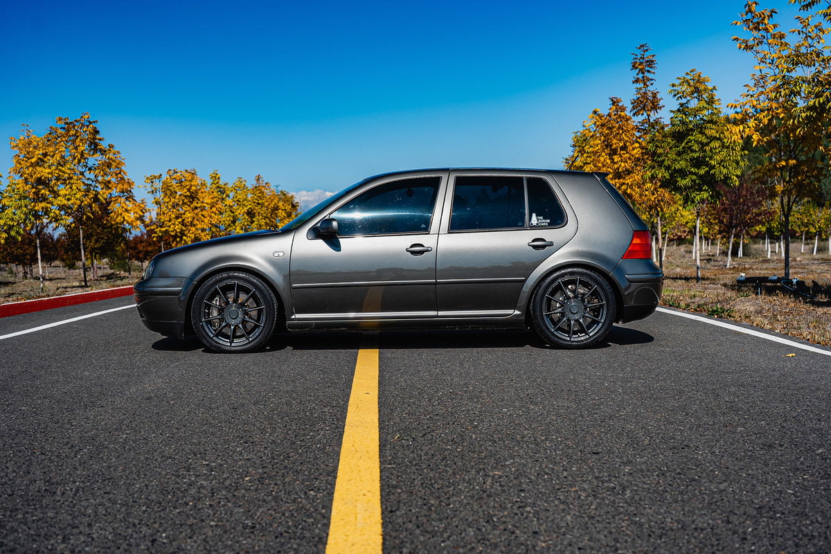 VOLKSWAGEN GOLF 4TH GEN-001-FF FK75