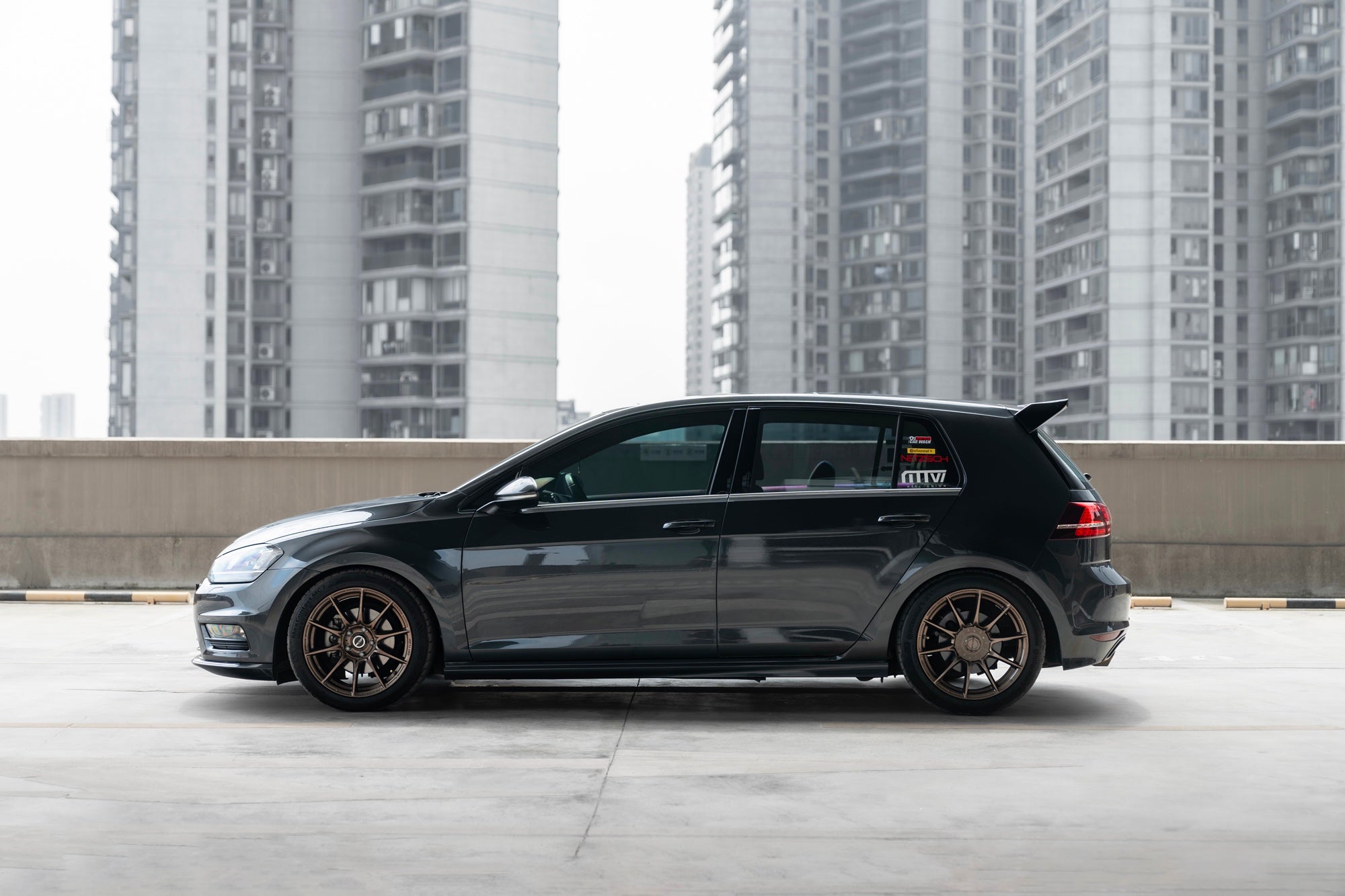 VOLKSWAGEN GOLF 7TH GEN-001-FF FK75