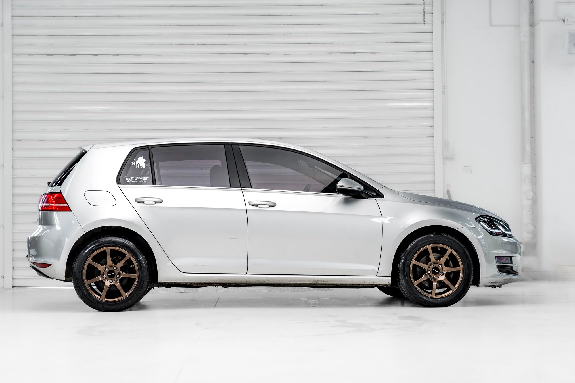 VOLKSWAGEN GOLF 7TH GEN-001-FF MR7S