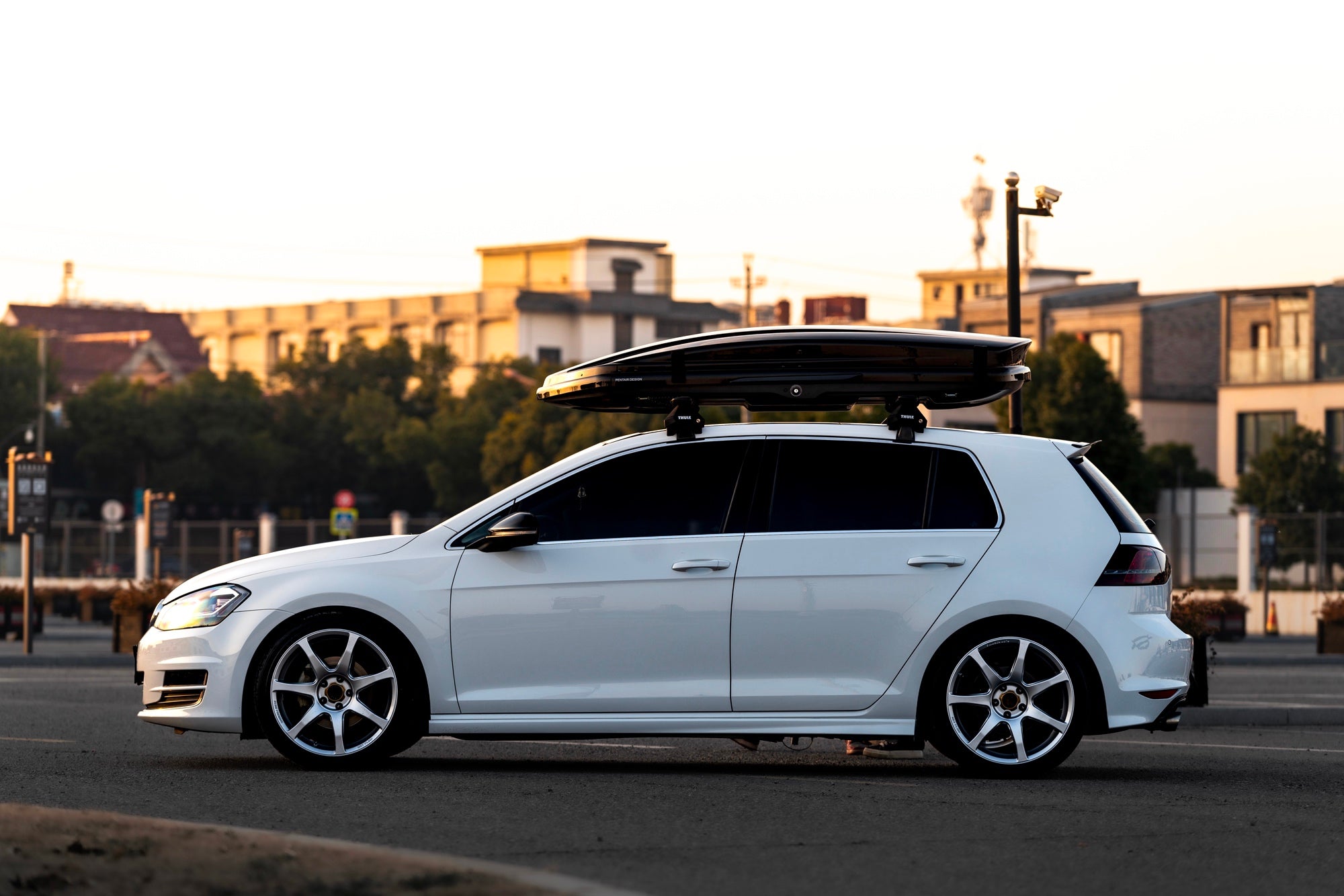VOLKSWAGEN GOLF 7TH GEN-001-FF MR7