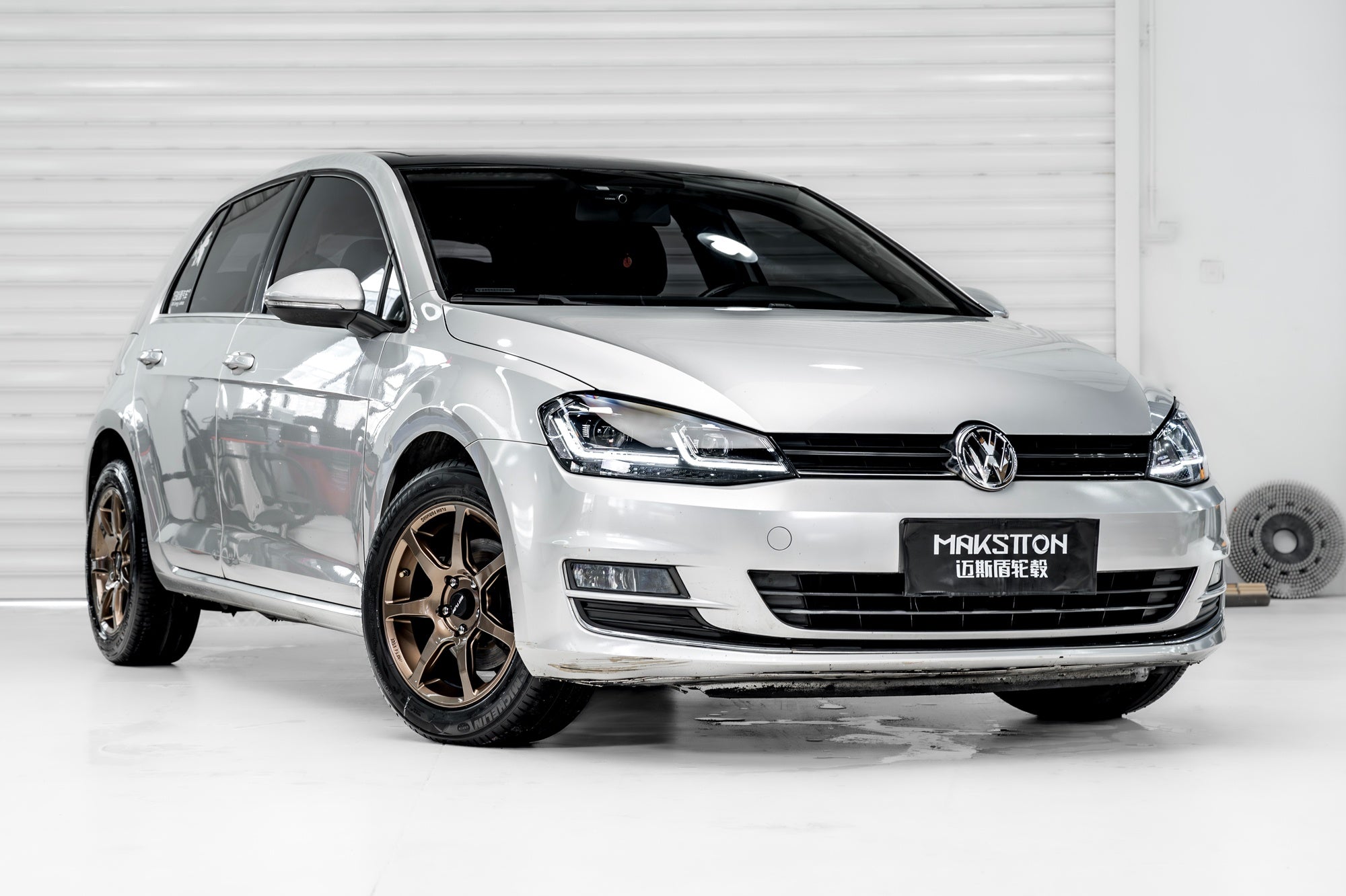 VOLKSWAGEN GOLF 7TH GEN-002-FF MR7S