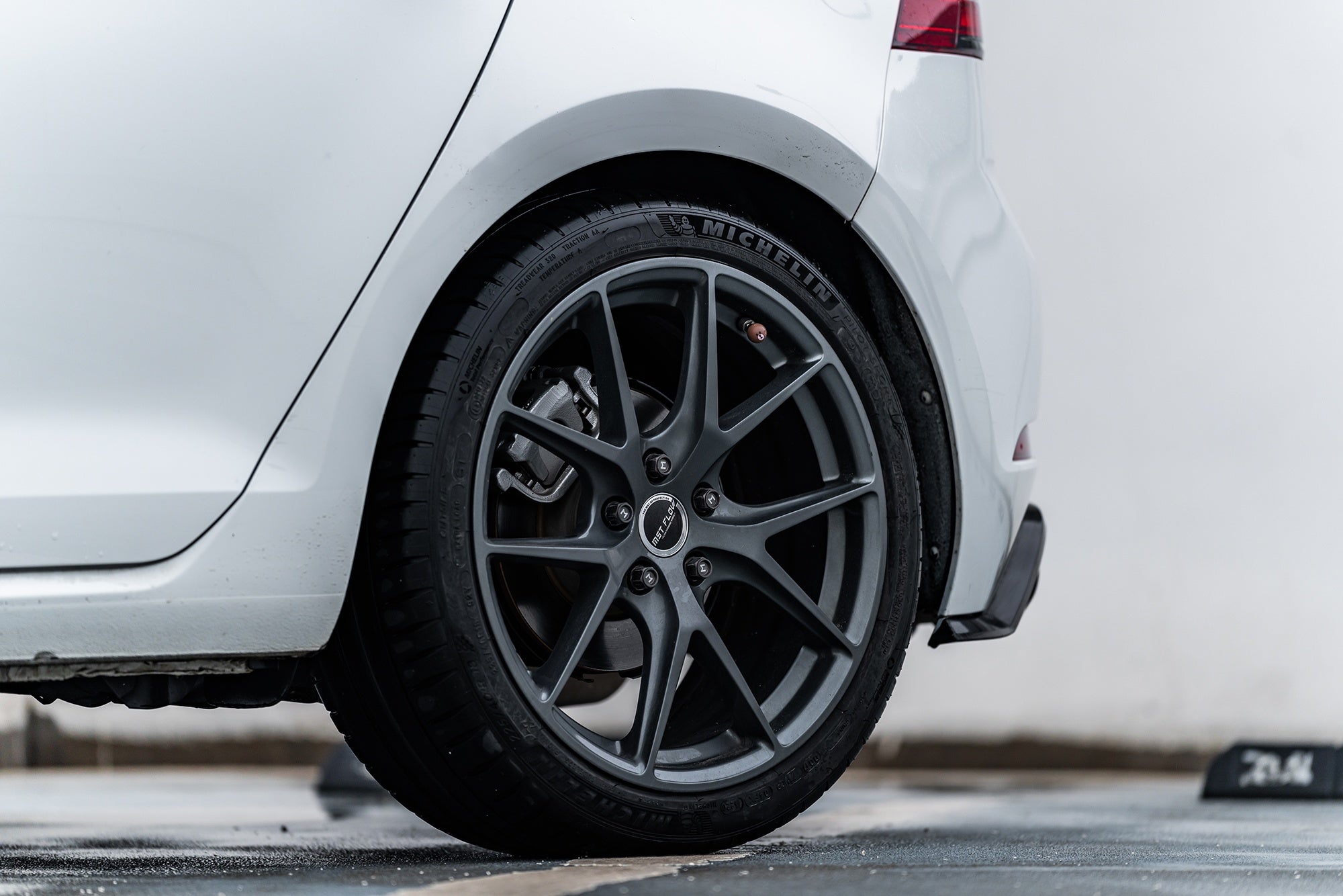 VOLKSWAGEN GOLF 7TH GEN-003-MST 669