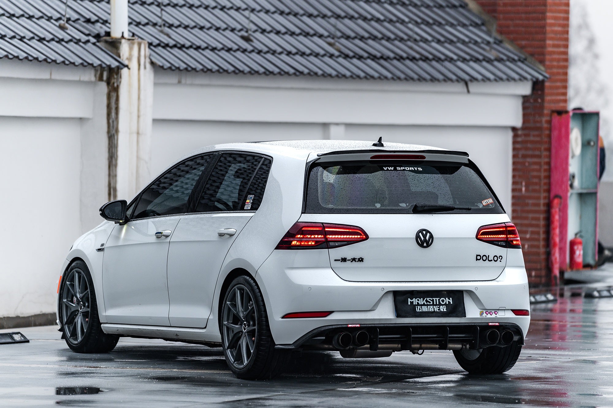VOLKSWAGEN GOLF 7TH GEN-004-MST 669