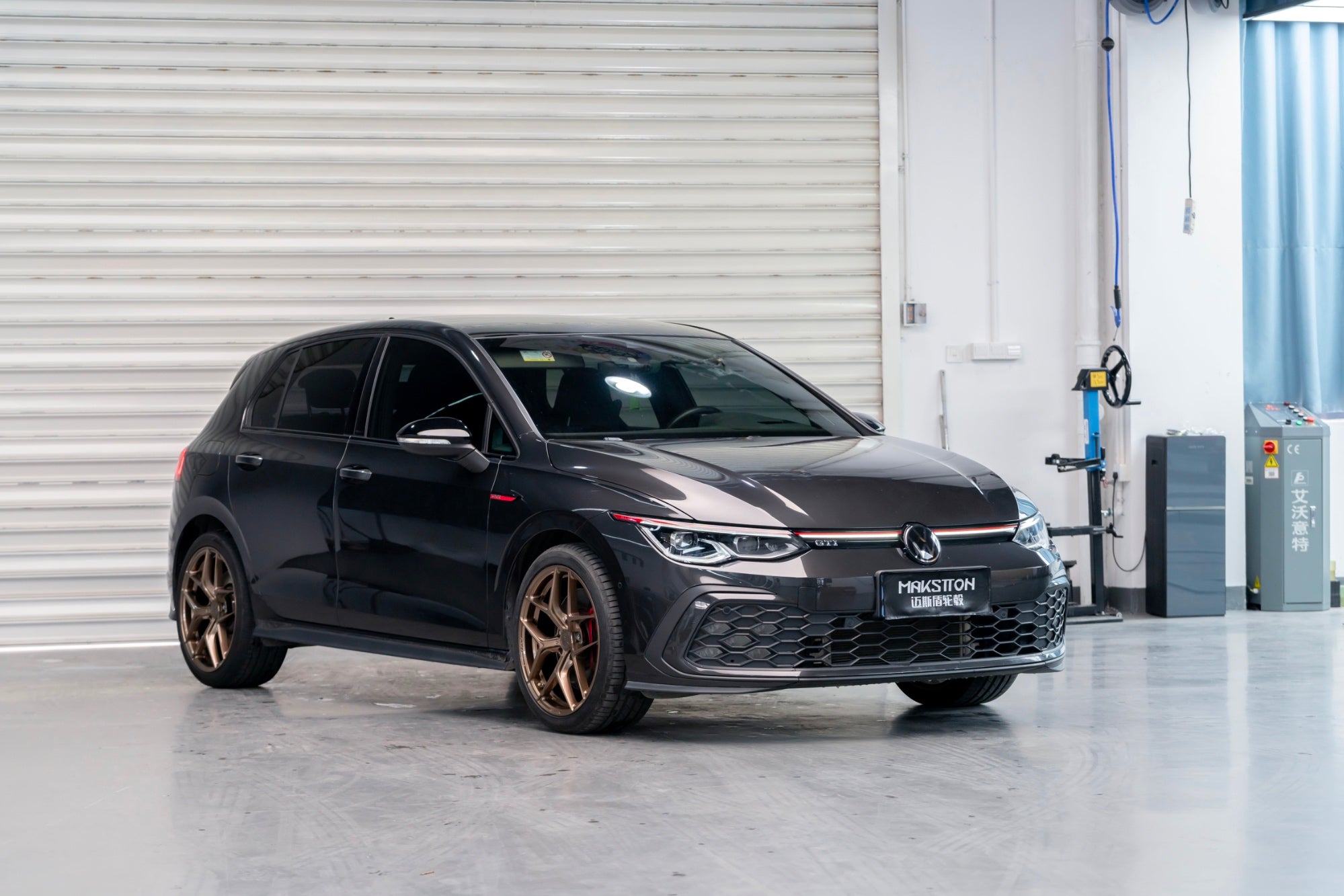 VOLKSWAGEN GOLF 8TH GEN-004-FF FK07