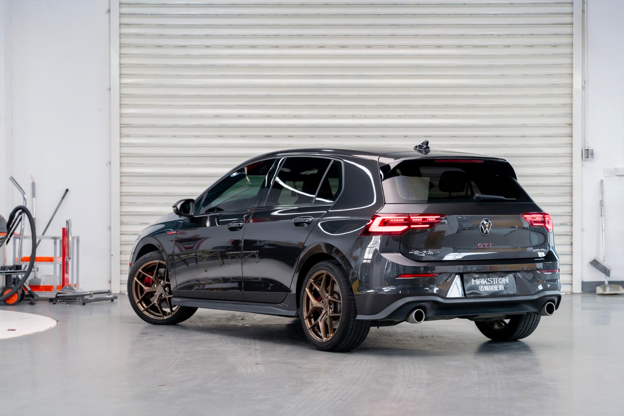 VOLKSWAGEN GOLF 8TH GEN-007-FF FK07