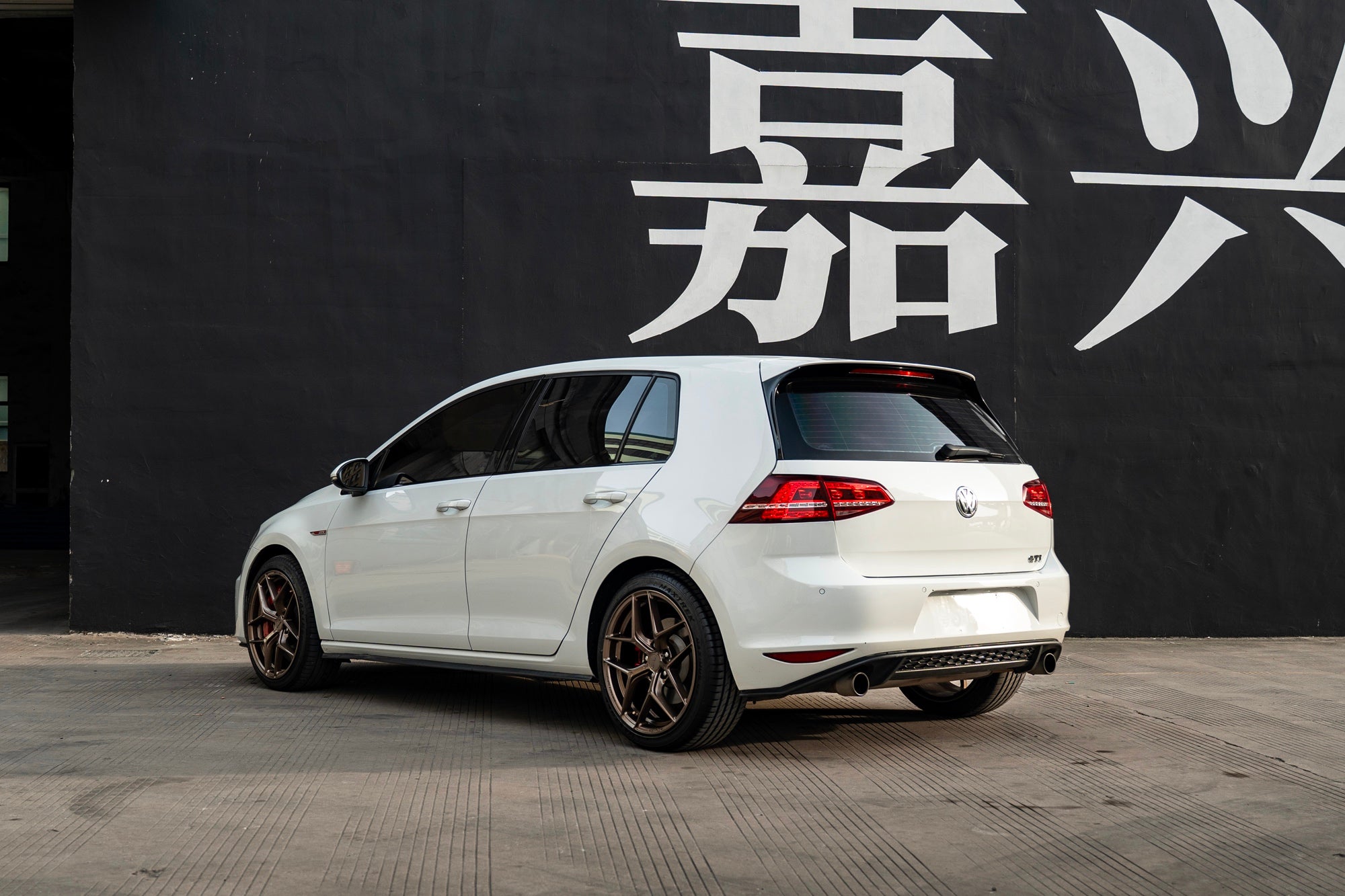VOLKSWAGEN GOLF GTI 7TH GEN-003-FF FK07