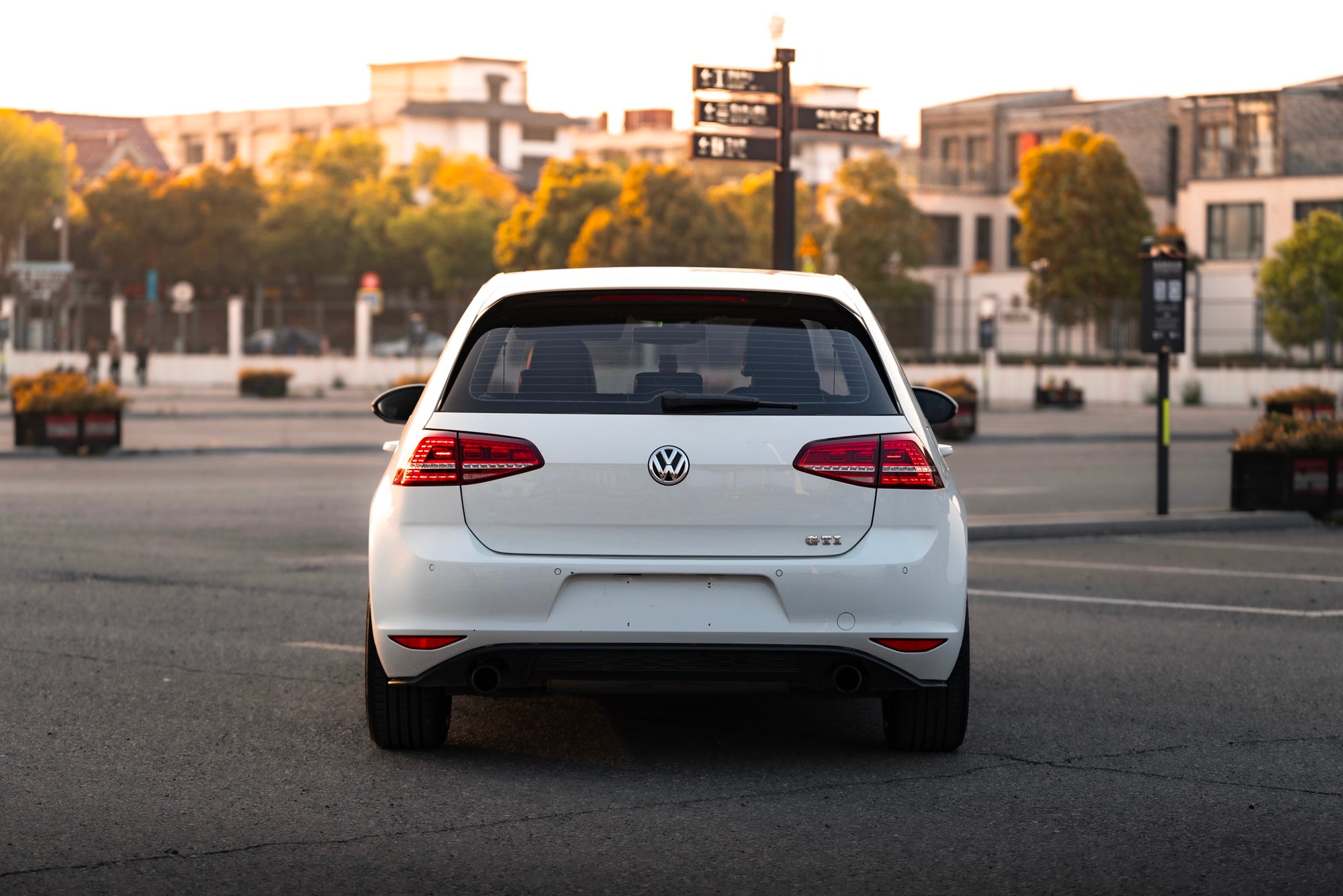 VOLKSWAGEN GOLF GTI 7TH GEN-005-FF FK07