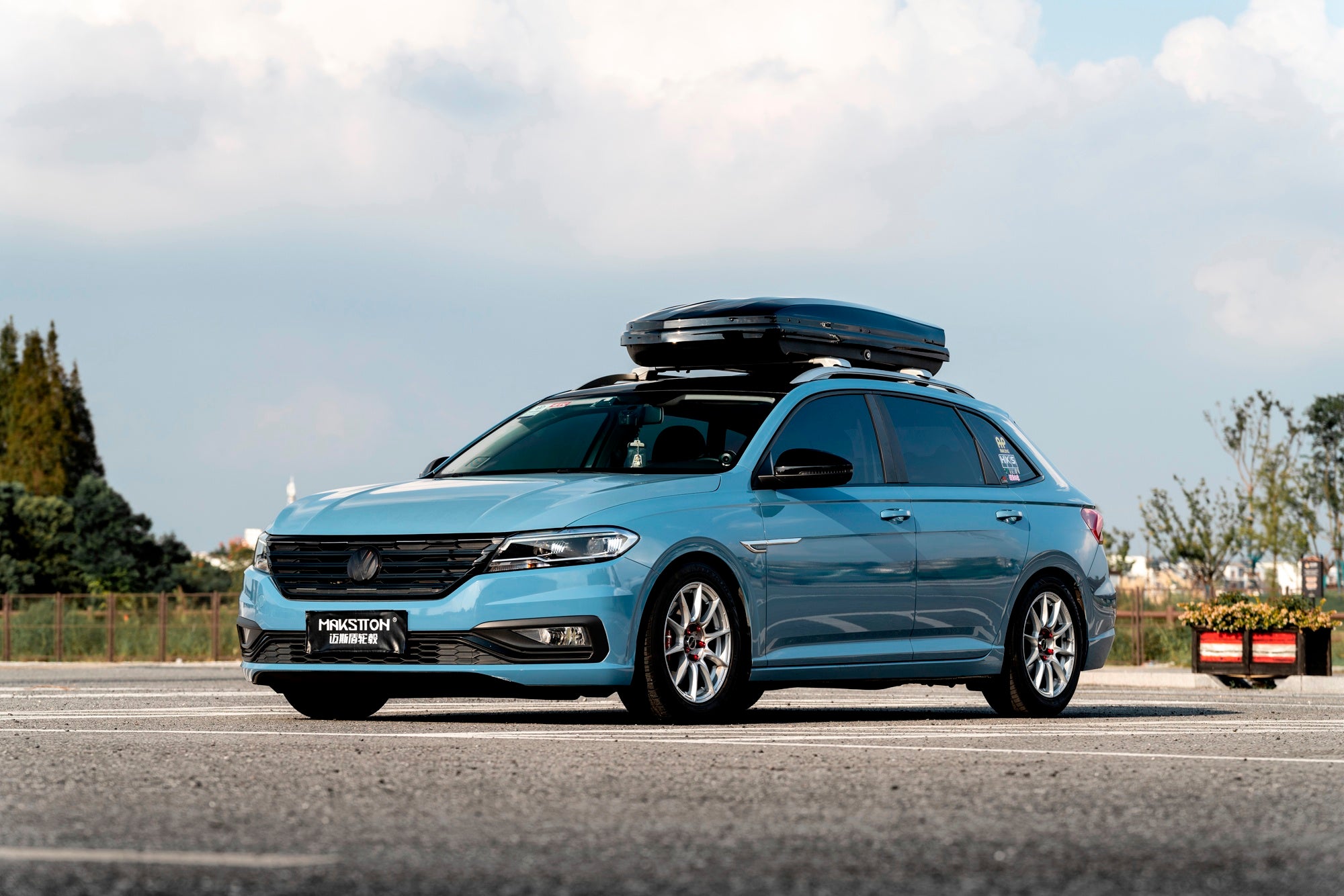 VOLKSWAGEN GRAN LAVIDA-002-FF FK75S