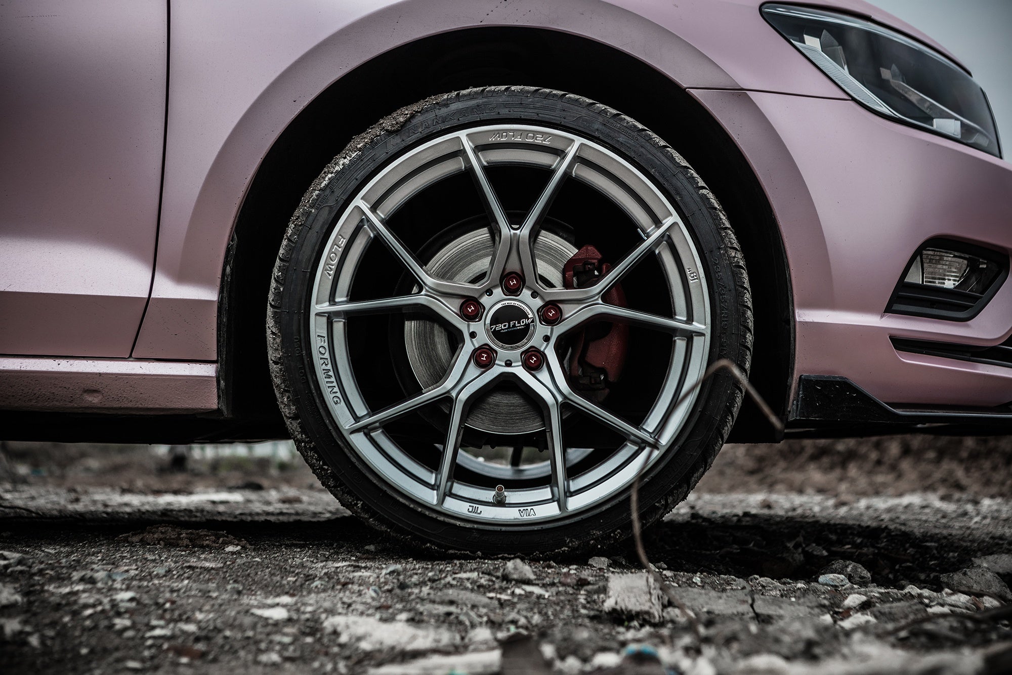 VOLKSWAGEN LAMANDO-001-FF 101