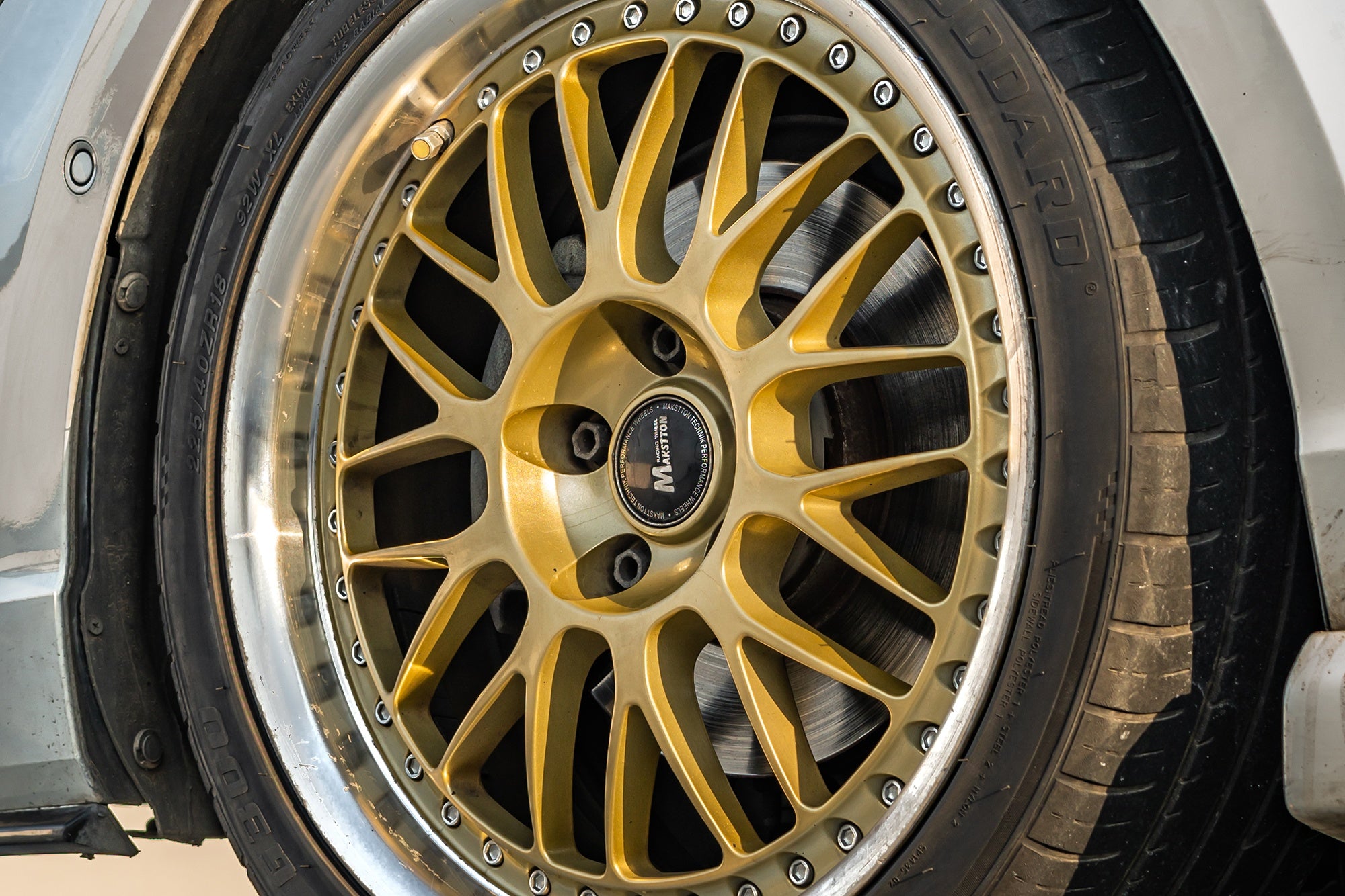 VOLKSWAGEN LAMANDO-003-MST 668