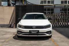 VOLKSWAGEN LAMANDO-006-MST 715