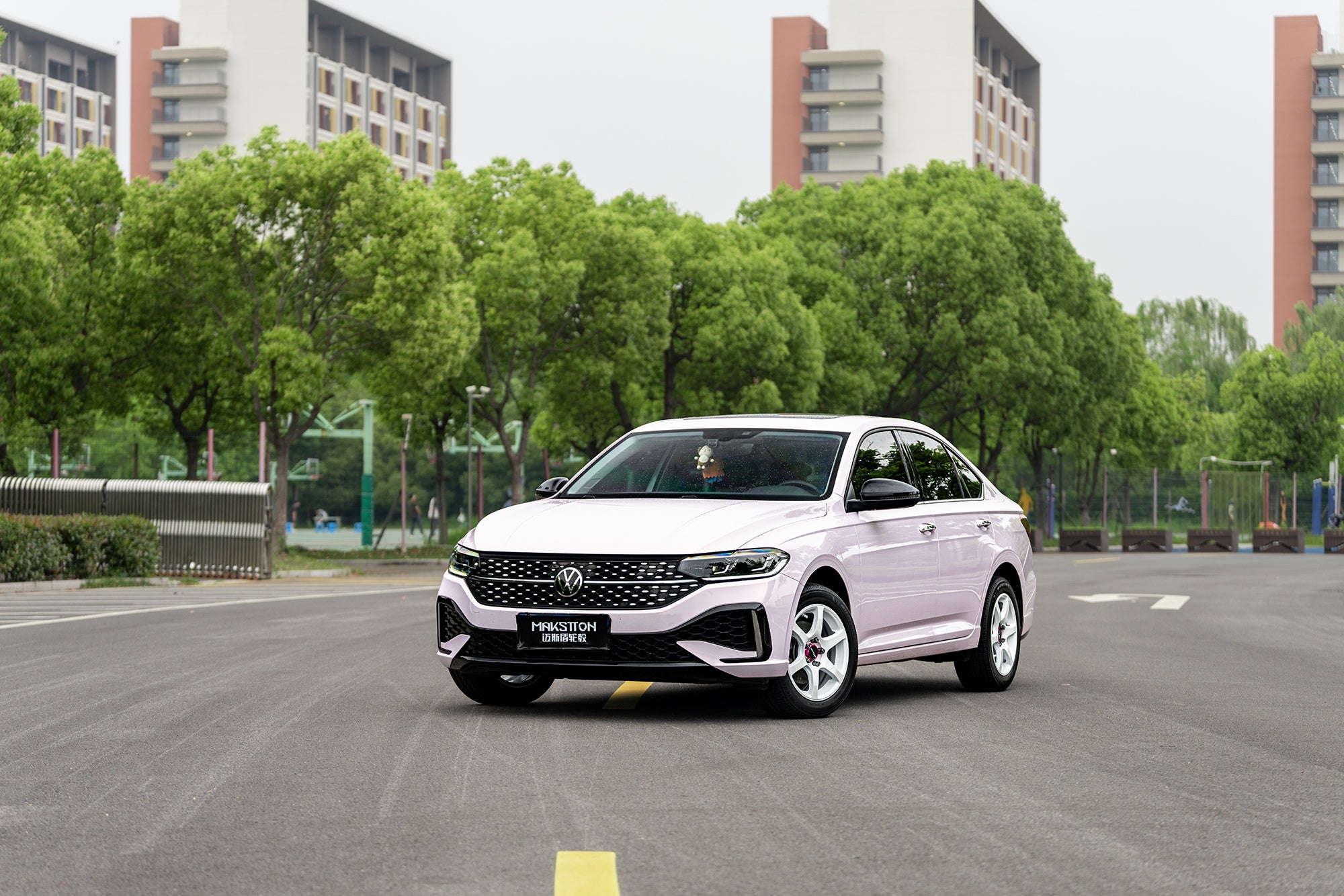 VOLKSWAGEN LAVIDA-003-FF MR6S