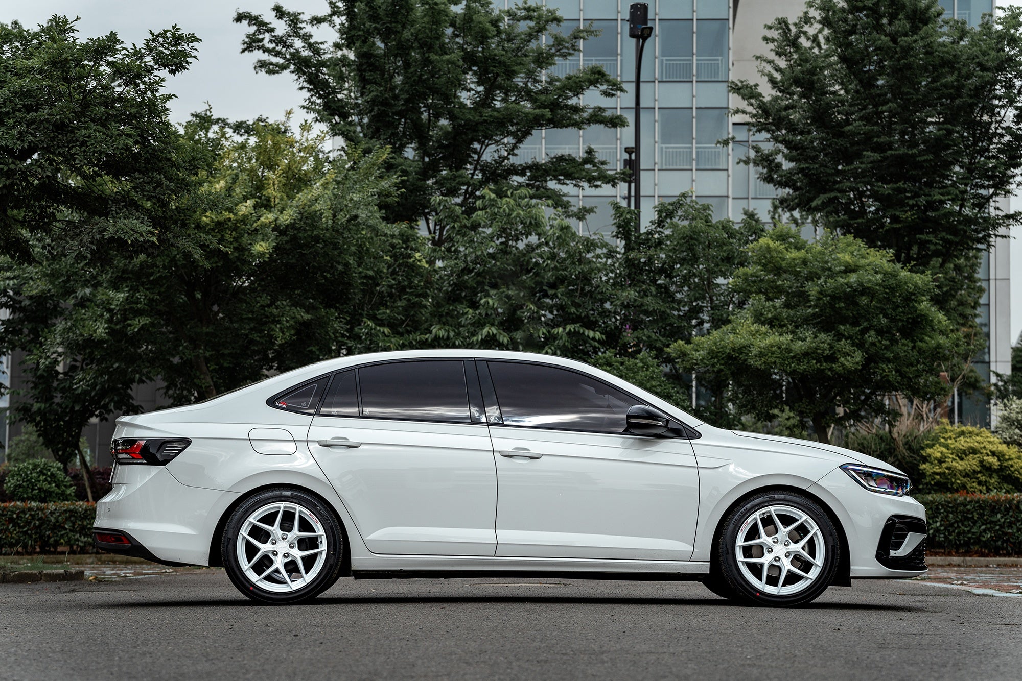 VOLKSWAGEN LAVIDA XR-001-FF FK07