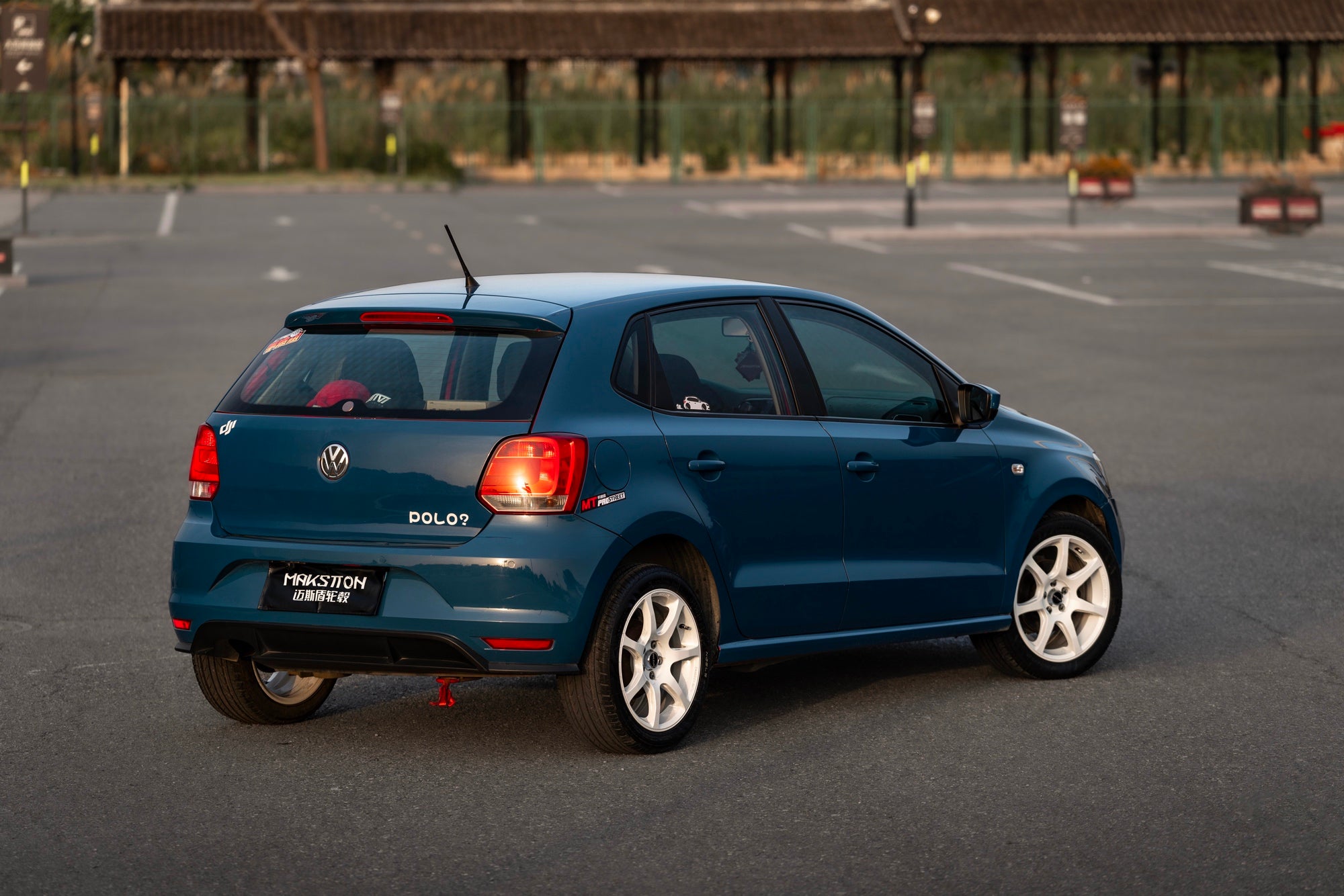 VOLKSWAGEN POLO-003-FF MR7S