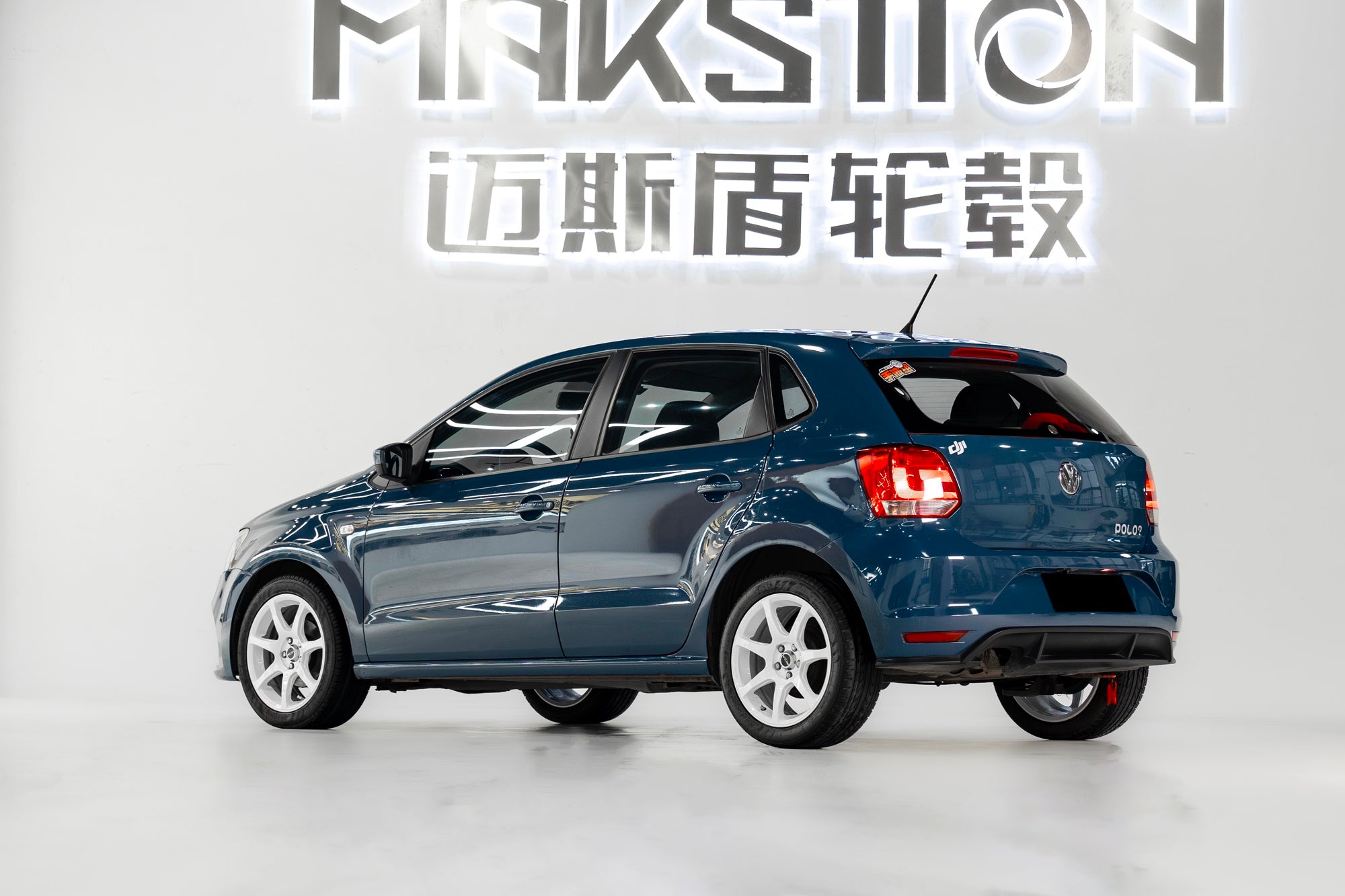 VOLKSWAGEN POLO-003-FF MR7S