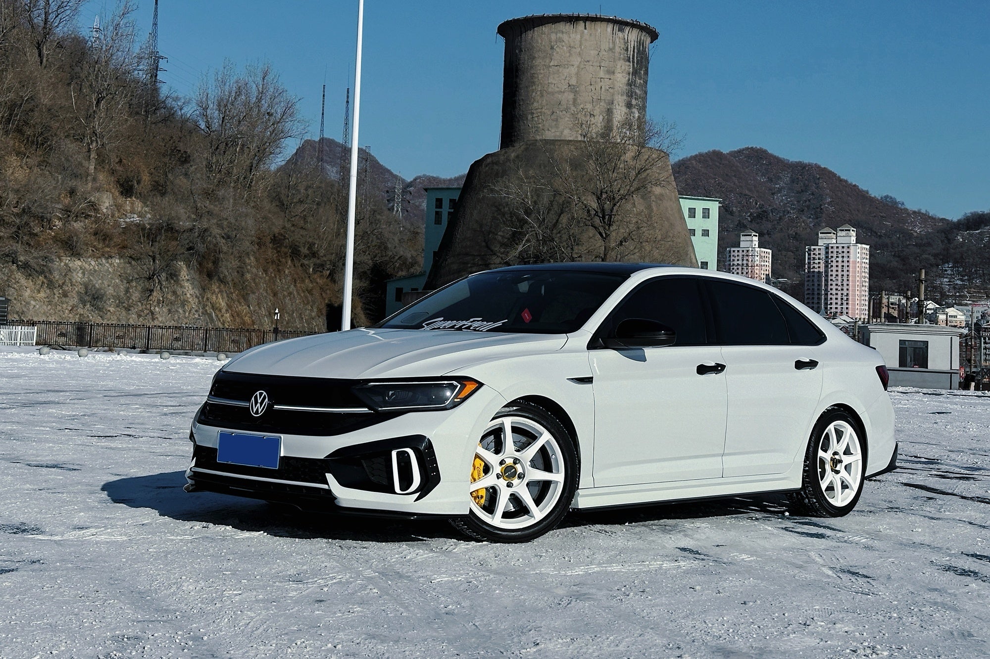 VOLKSWAGEN SAGITAR-002-FF MR7
