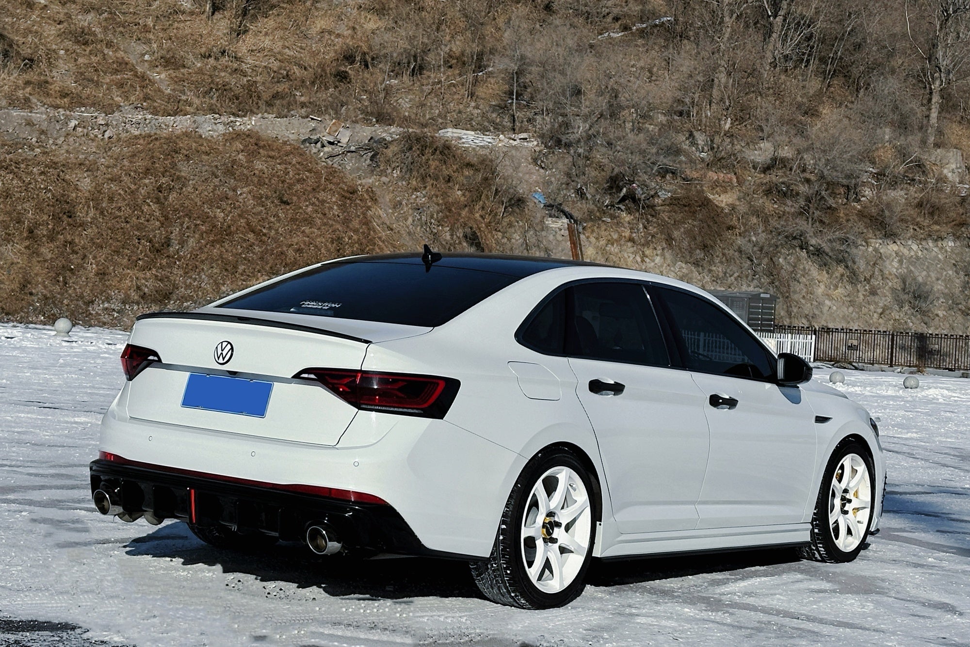 VOLKSWAGEN SAGITAR-003-FF MR7