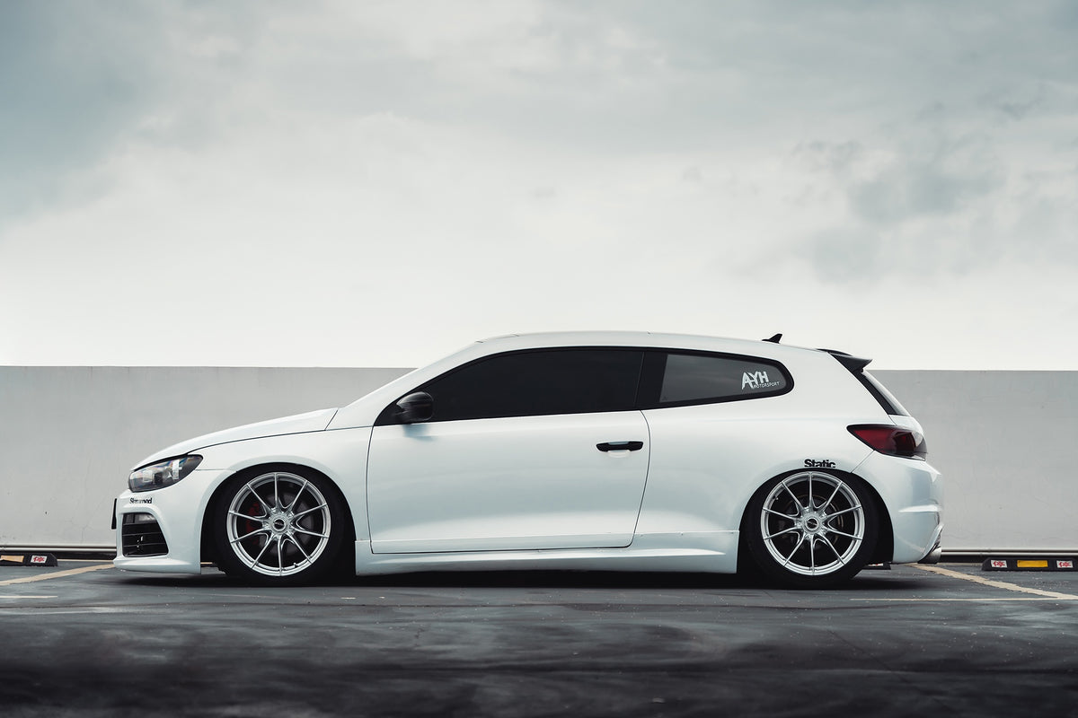 VOLKSWAGEN SCIROCCO-001-FF 011