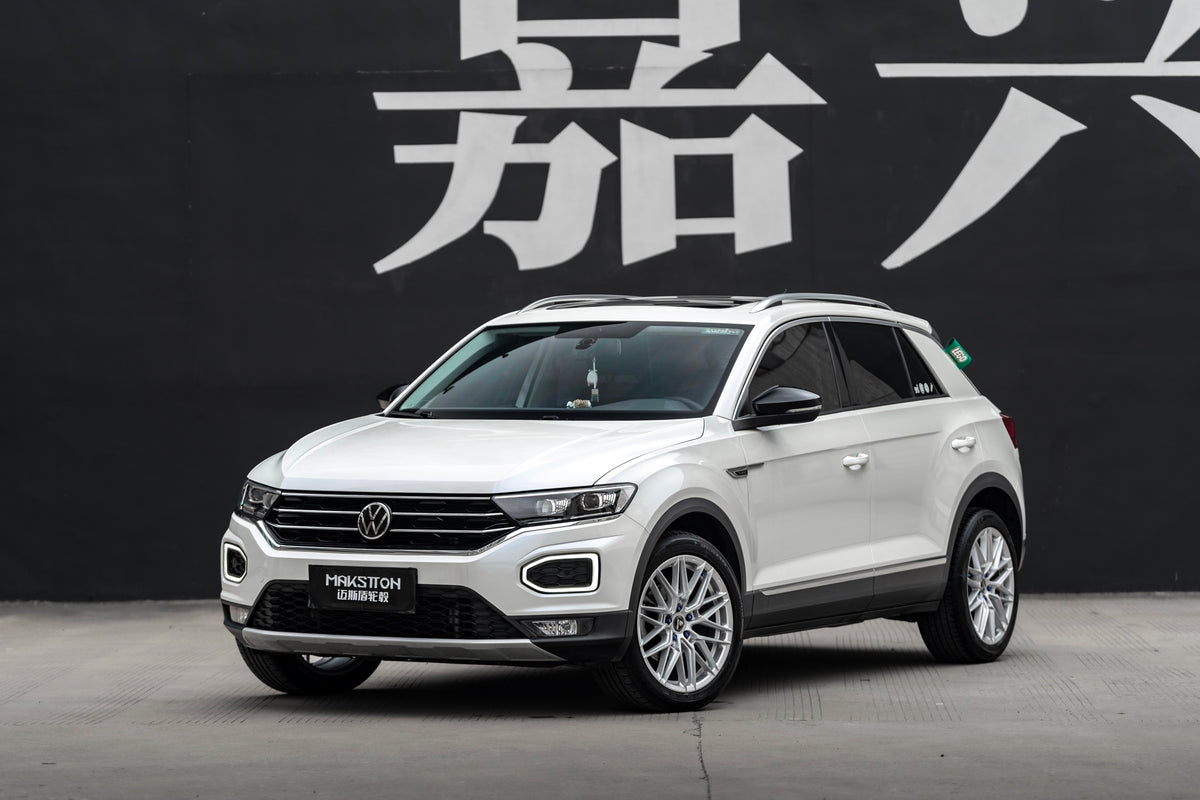 VOLKSWAGEN T-ROC-002-MST 715