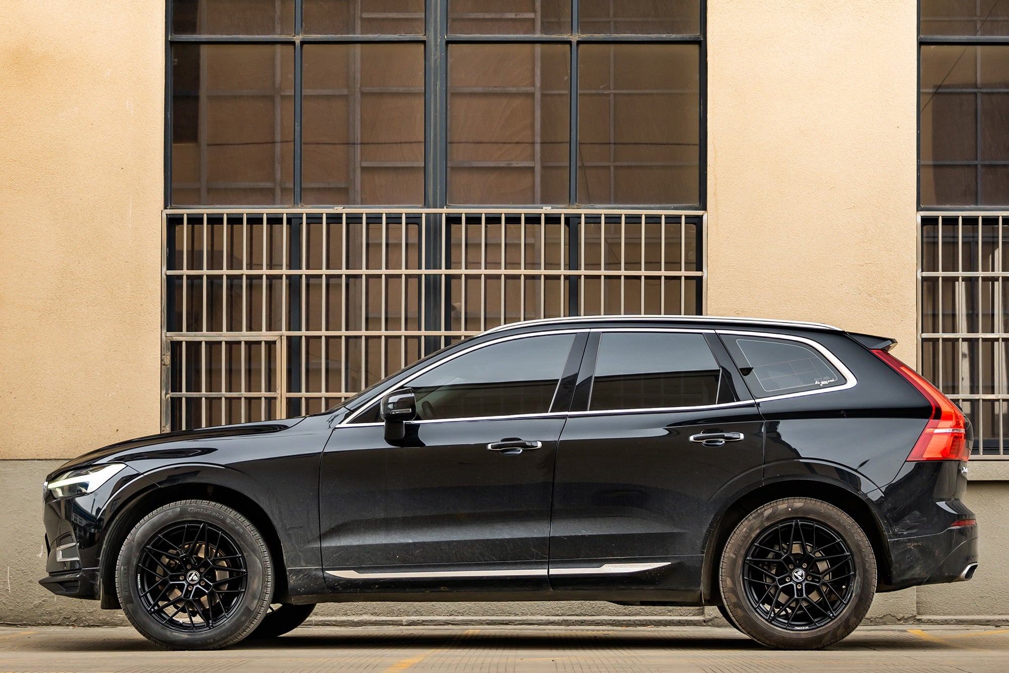 VOLVO XC60-001-MST 718