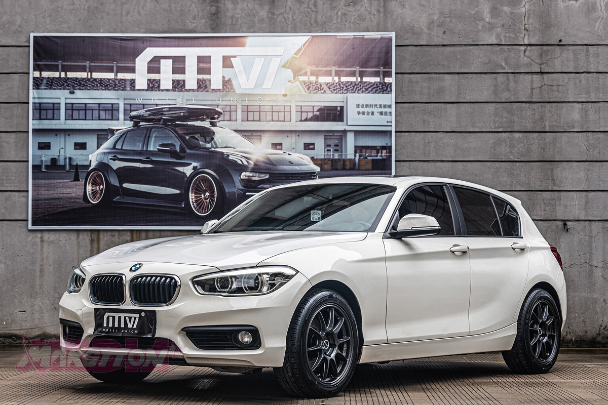 BMW 1 SERIES fitted with Makstton FF 007 wheels, installation view 2
